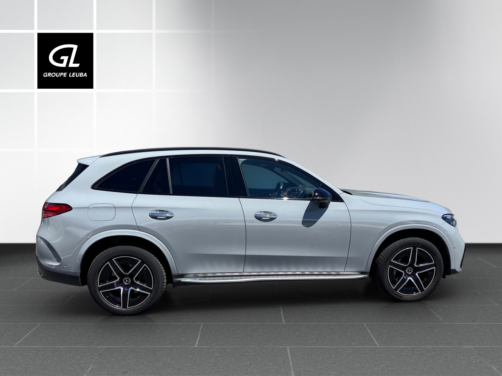 MERCEDES-BENZ GLC 300 e 4M 9G-Tronic-image-2