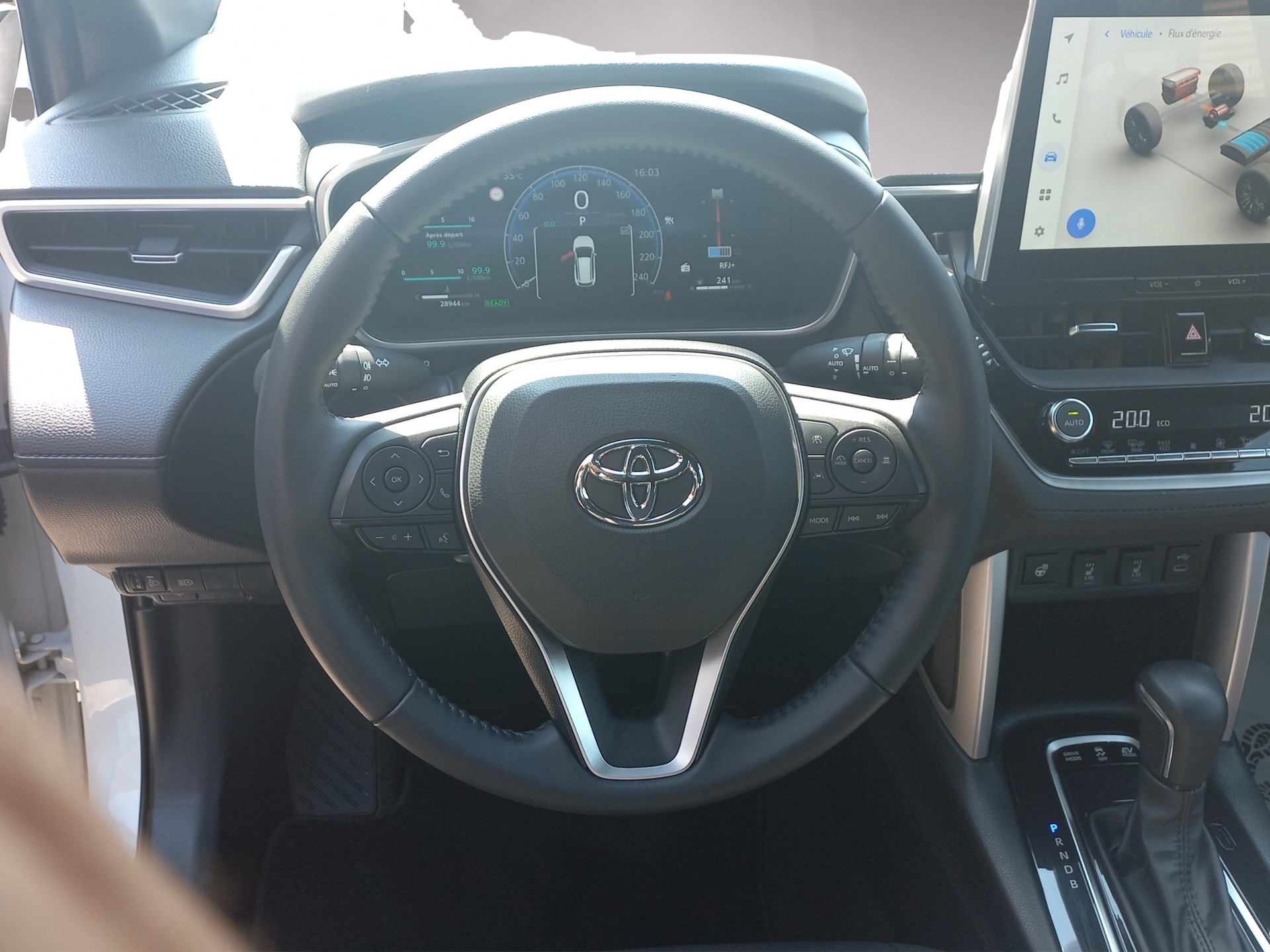TOYOTA Corolla Cross 1.8 Trend e-CVT-image-7