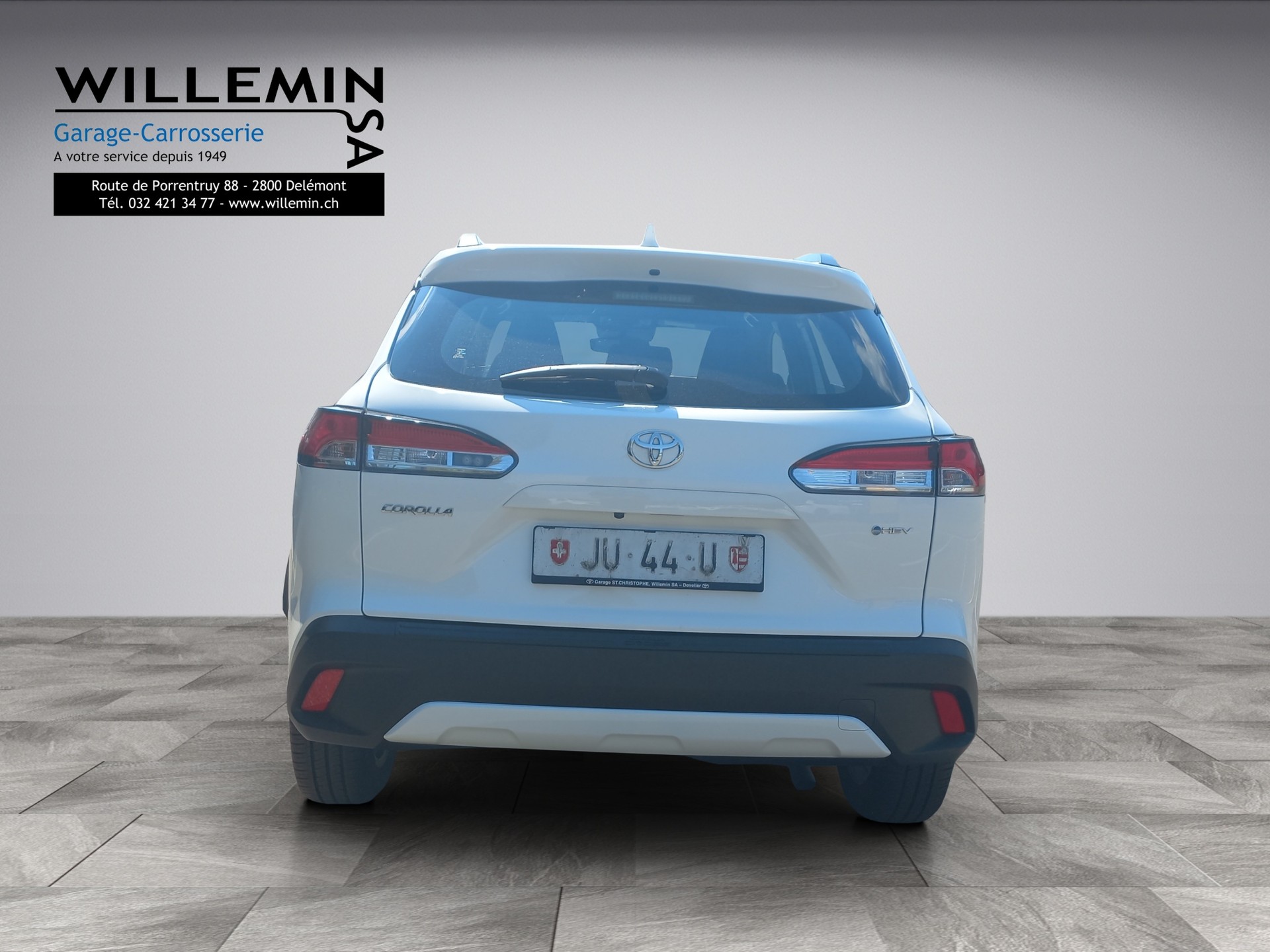 TOYOTA Corolla Cross 1.8 Trend e-CVT-image-8