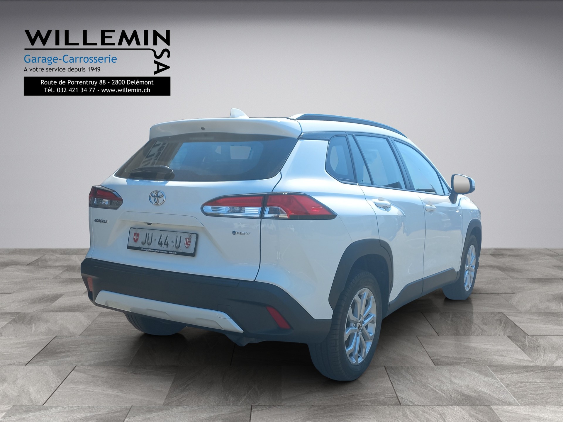 TOYOTA Corolla Cross 1.8 Trend e-CVT-image-9
