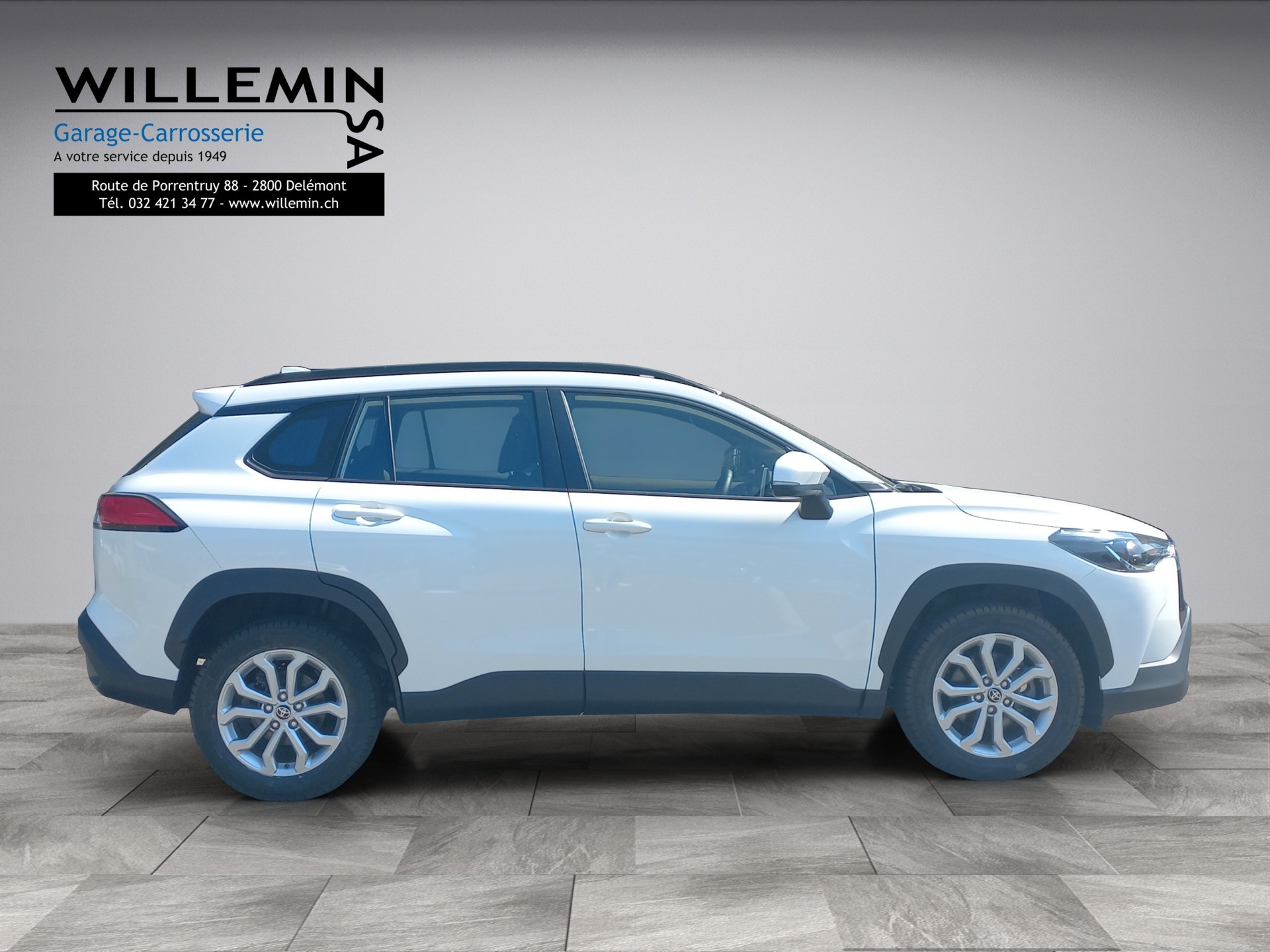 TOYOTA Corolla Cross 1.8 Trend e-CVT-image-2