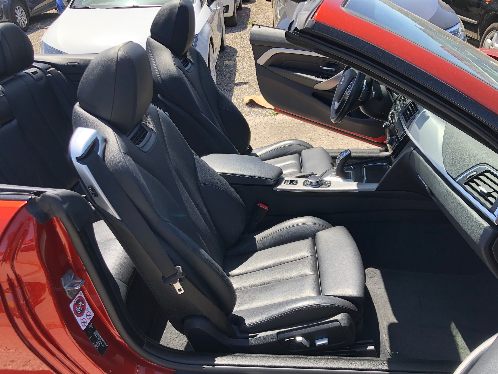 BMW 420i Cabriolet Sport Line Steptronic-image-15