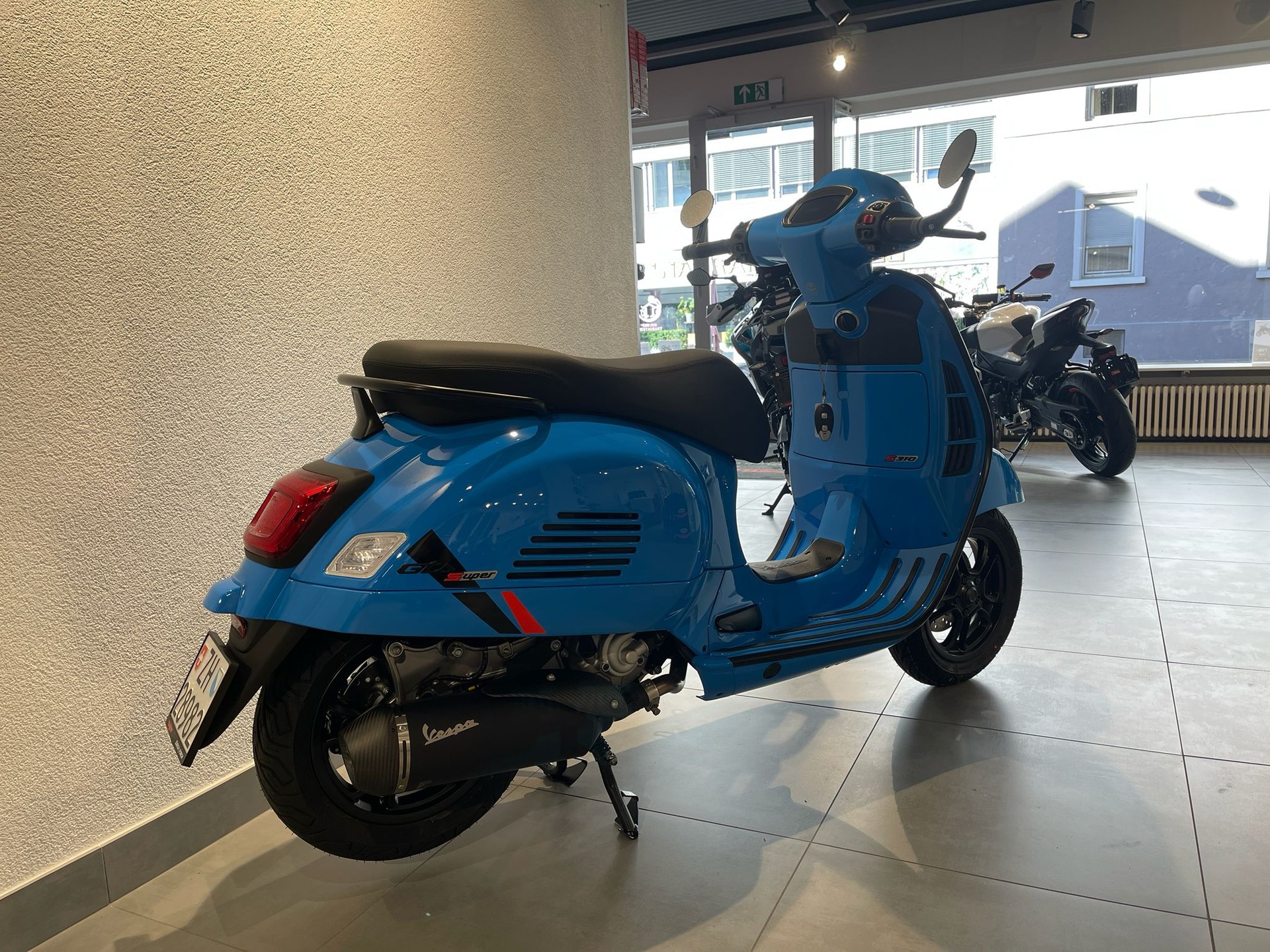 PIAGGIO Vespa GTS 310 Super Sport | Vorführfahrzeug | Roller | Garantie-showroom-element-3