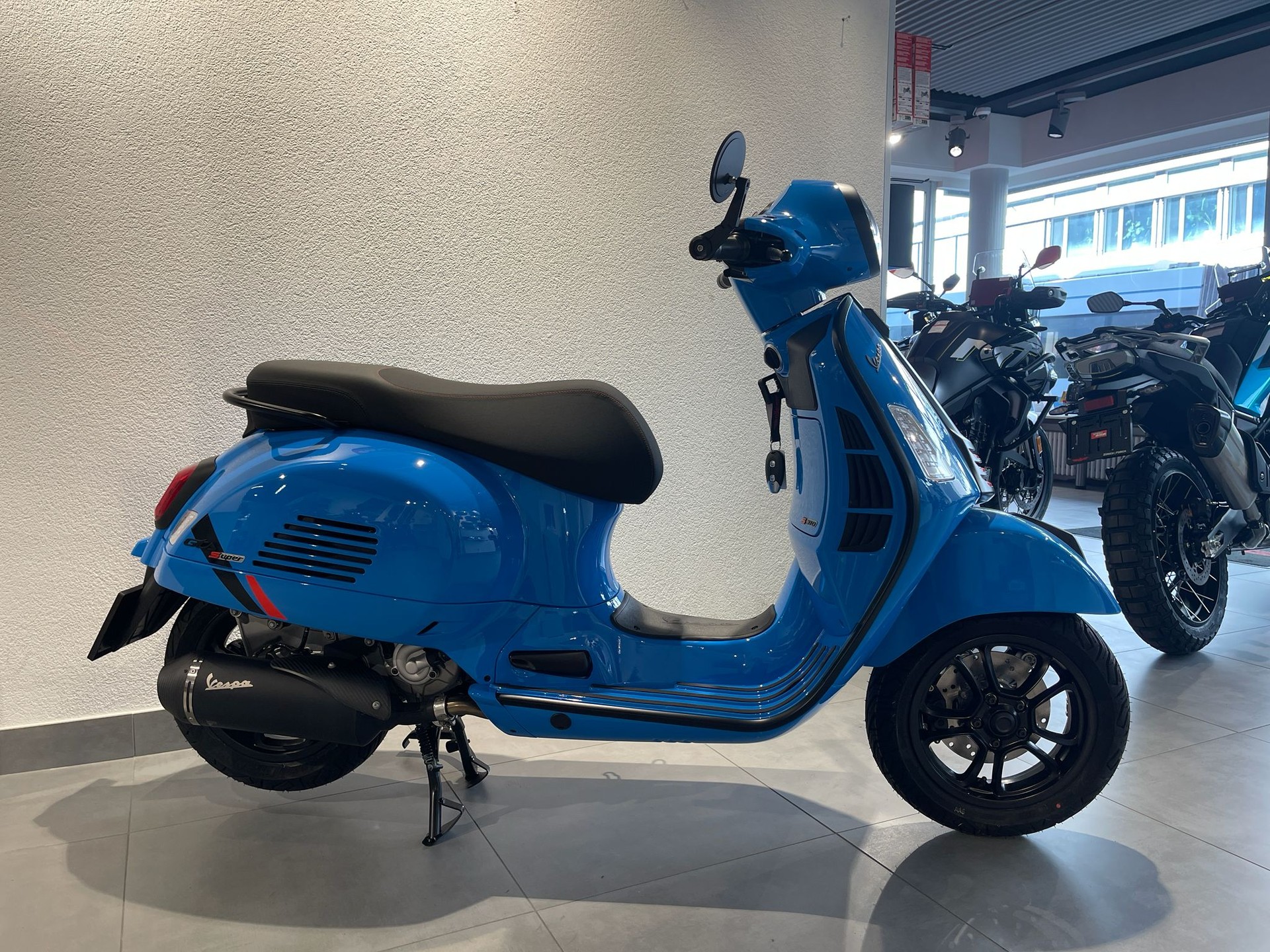 PIAGGIO Vespa GTS 310 Super Sport | Vorführfahrzeug | Roller | Garantie-showroom-element-2