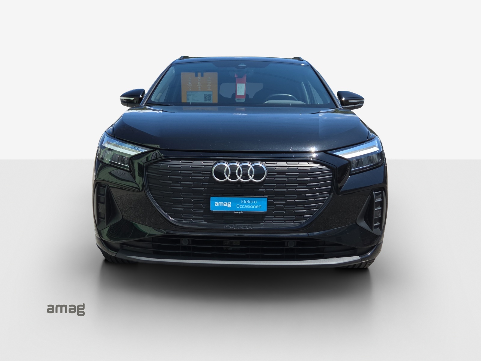 AUDI Q4 e-tron 45 quattro-image-6