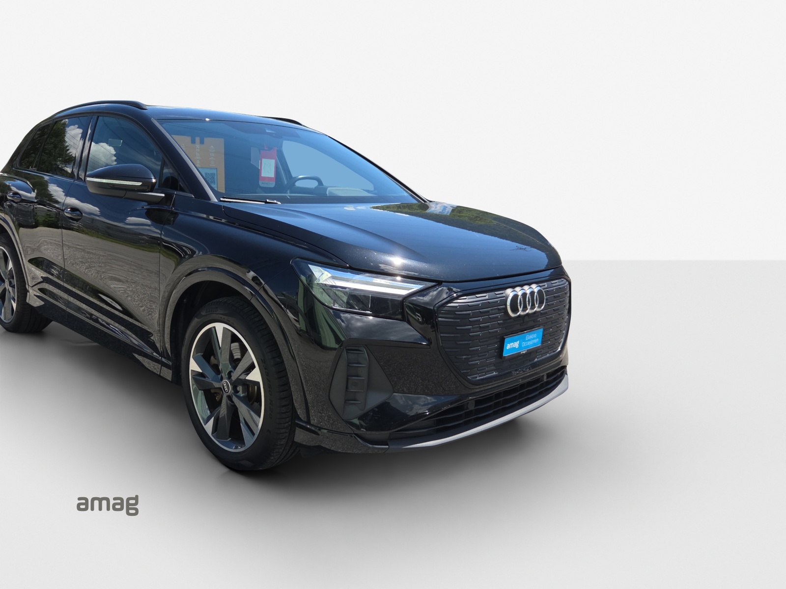 AUDI Q4 e-tron 45 quattro-image-15