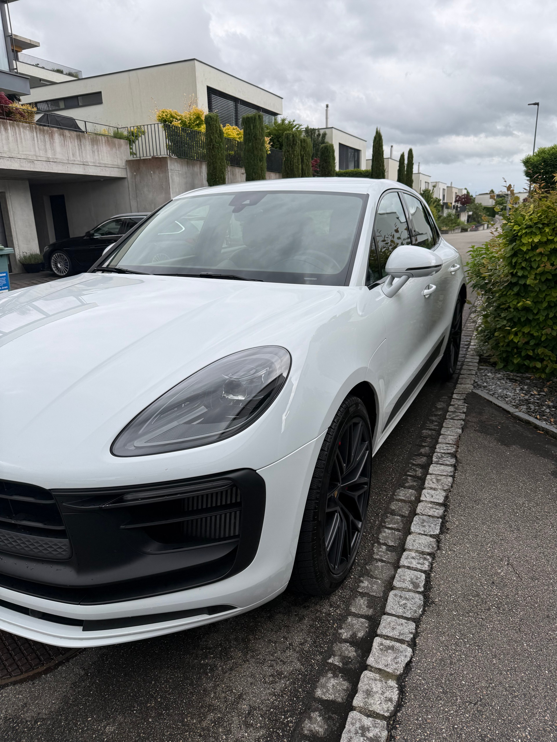 PORSCHE 2.9 V6 GTS-image-1