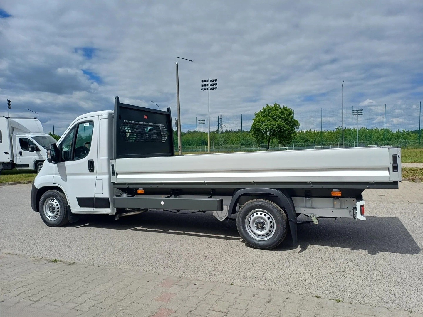 TOYOTA Proace MAX 2.2D Brücke HD Active 3,5t L3H1-image-1