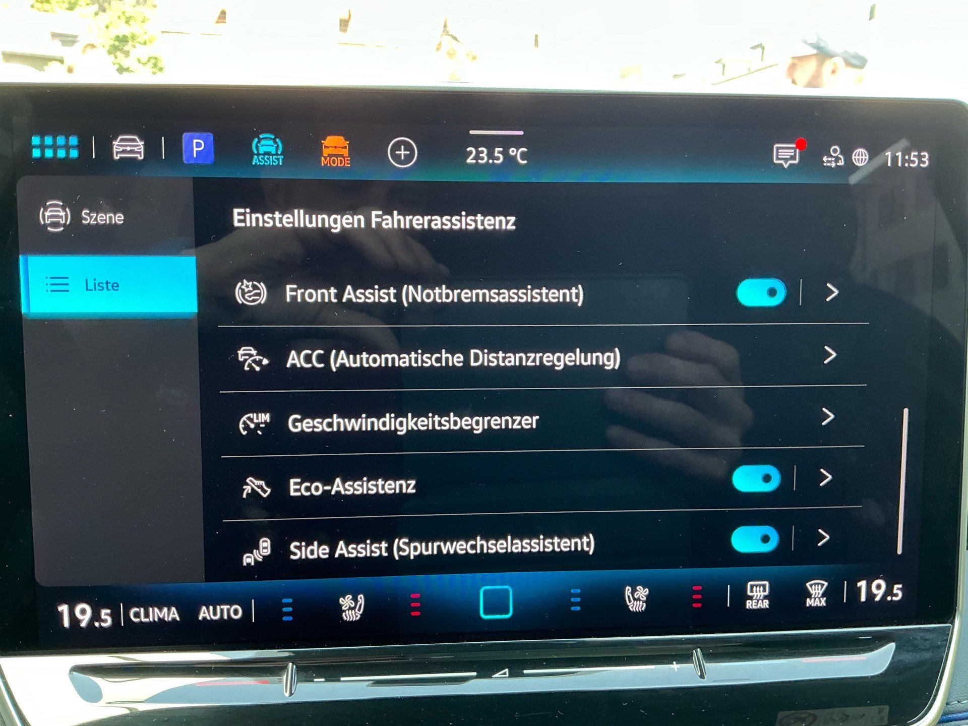VW Tiguan 2.0 TSI 265 PS 4Motion R-Line *** PANORAMADACH & KLIMATISIERTE LEDERSITZE ***-image-22