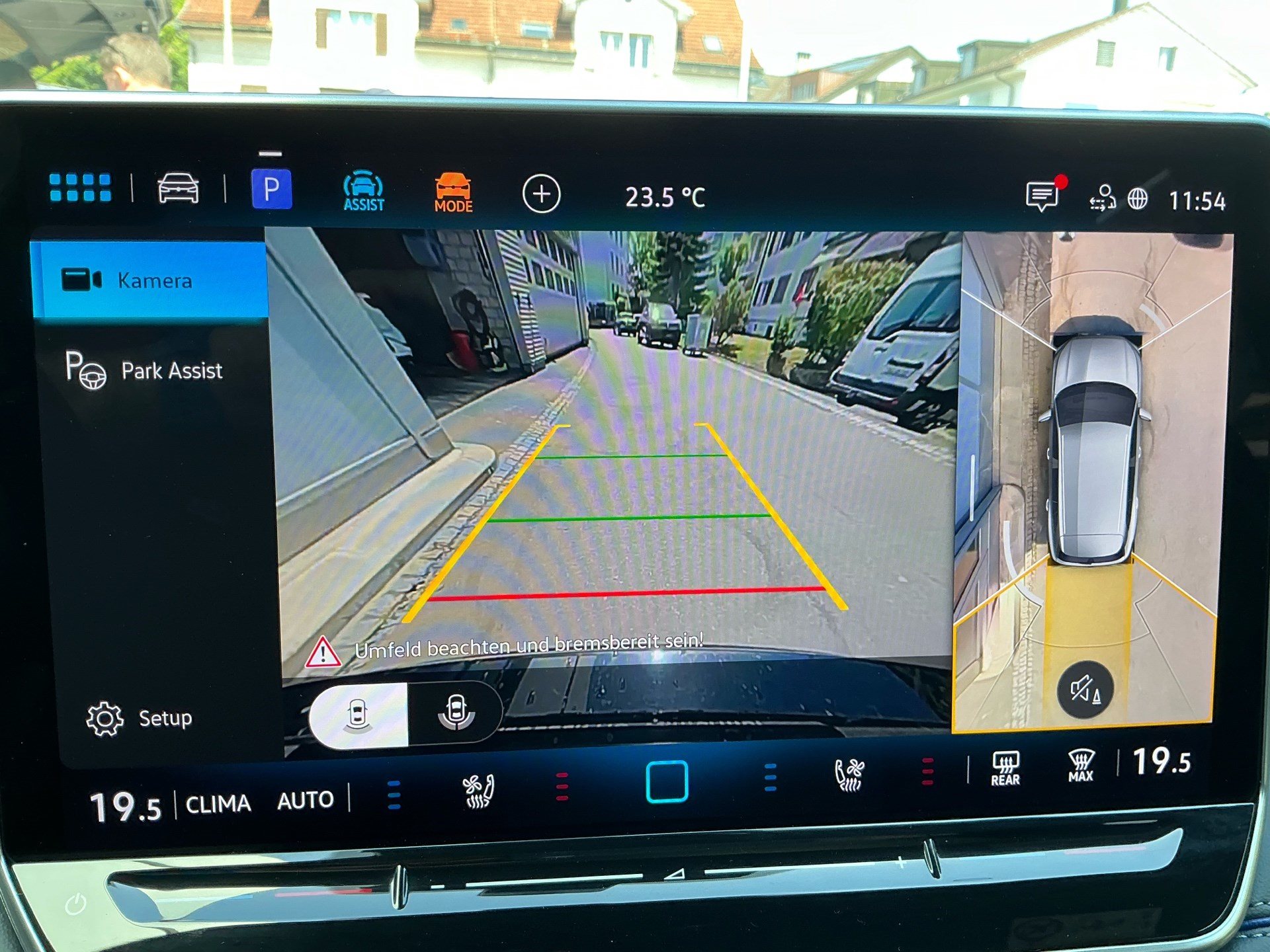 VW Tiguan 2.0 TSI 265 PS 4Motion R-Line *** PANORAMADACH & KLIMATISIERTE LEDERSITZE ***-image-17