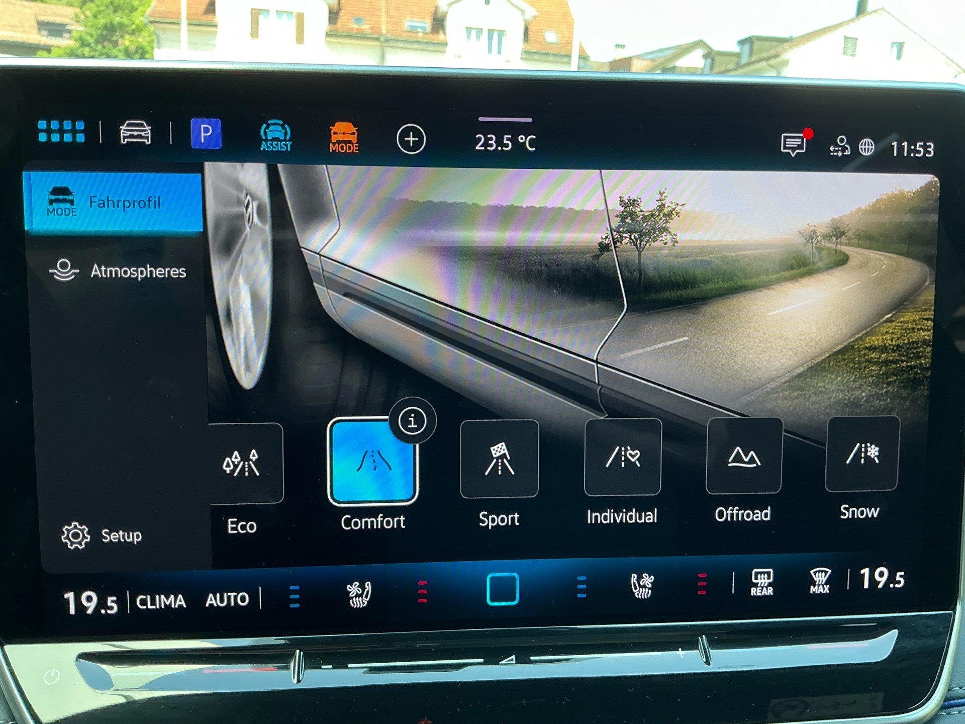 VW Tiguan 2.0 TSI 265 PS 4Motion R-Line *** PANORAMADACH & KLIMATISIERTE LEDERSITZE ***-image-15