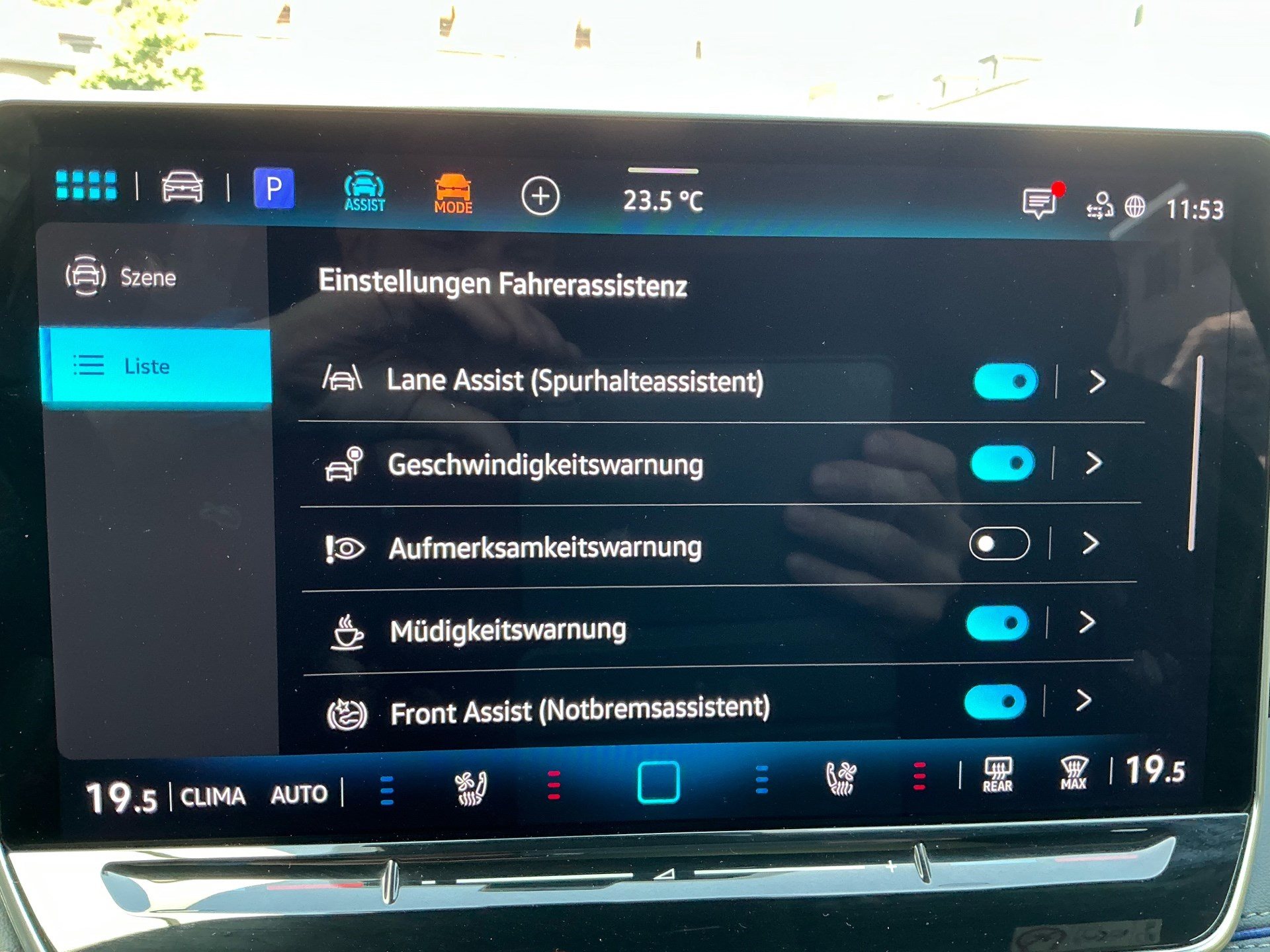VW Tiguan 2.0 TSI 265 PS 4Motion R-Line *** PANORAMADACH & KLIMATISIERTE LEDERSITZE ***-image-21