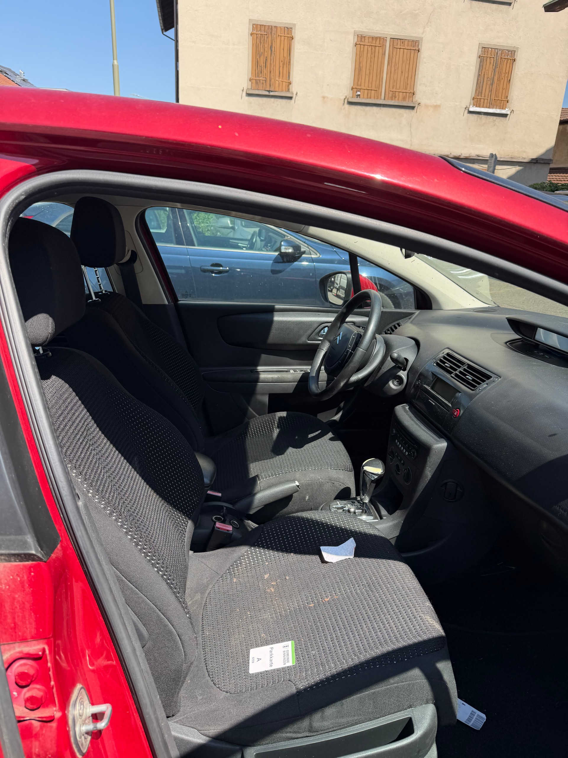 CITROEN C4 Berline 1.6i 16V VTR (Pack) Automatic-image-6