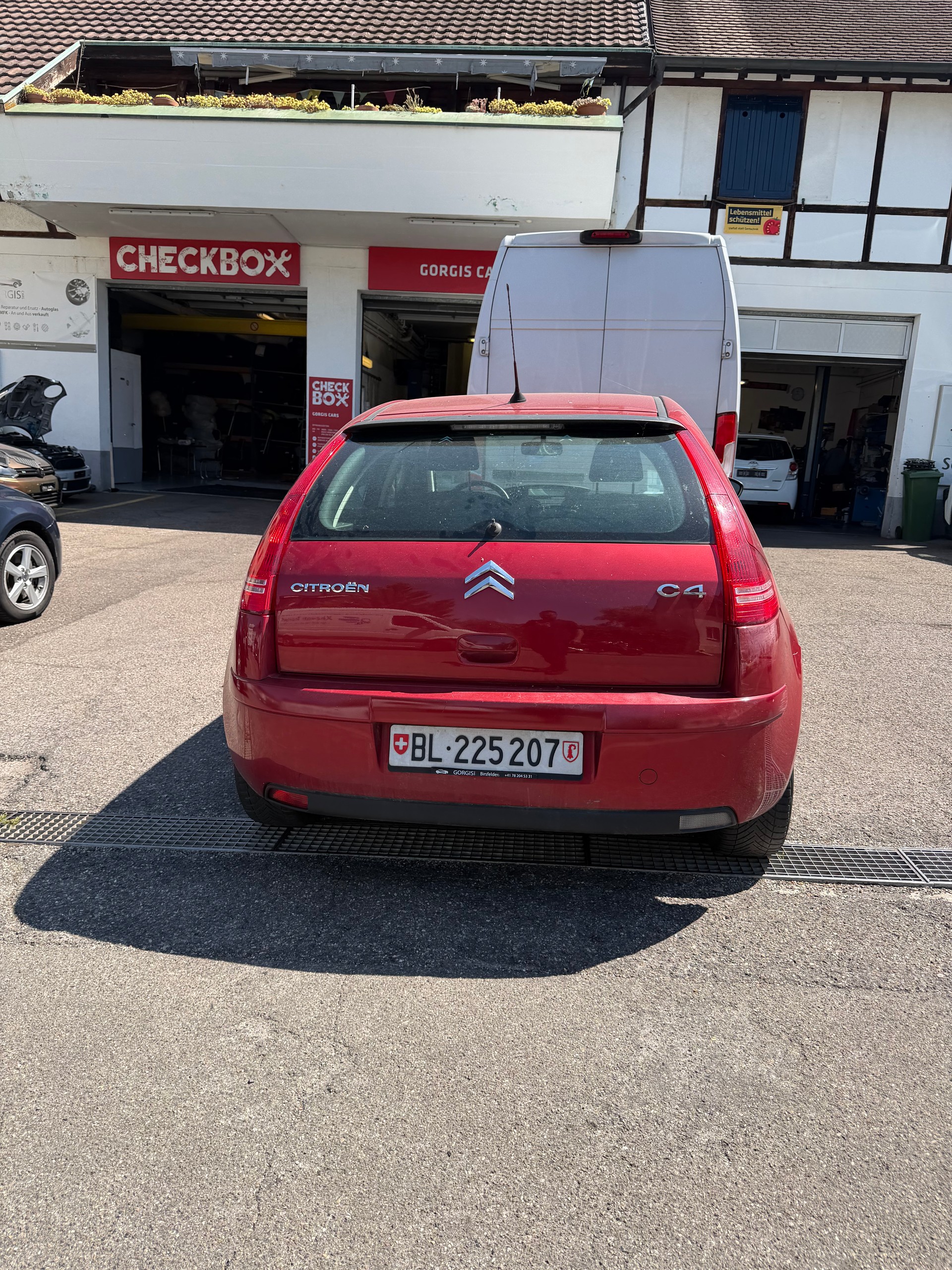 CITROEN C4 Berline 1.6i 16V VTR (Pack) Automatic-image-3