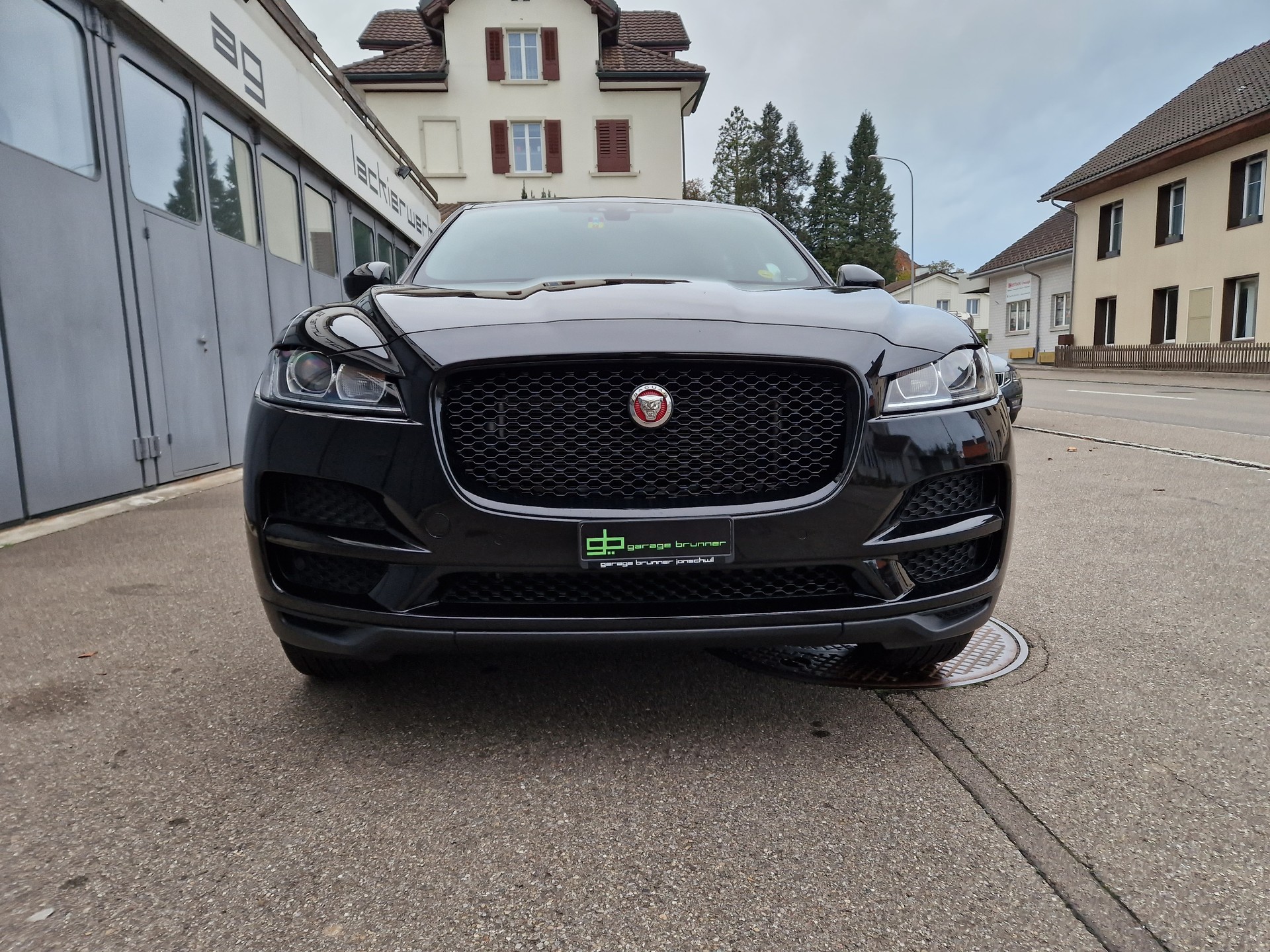 JAGUAR F-Pace E-Perf. 2.0d Prestige-image-6
