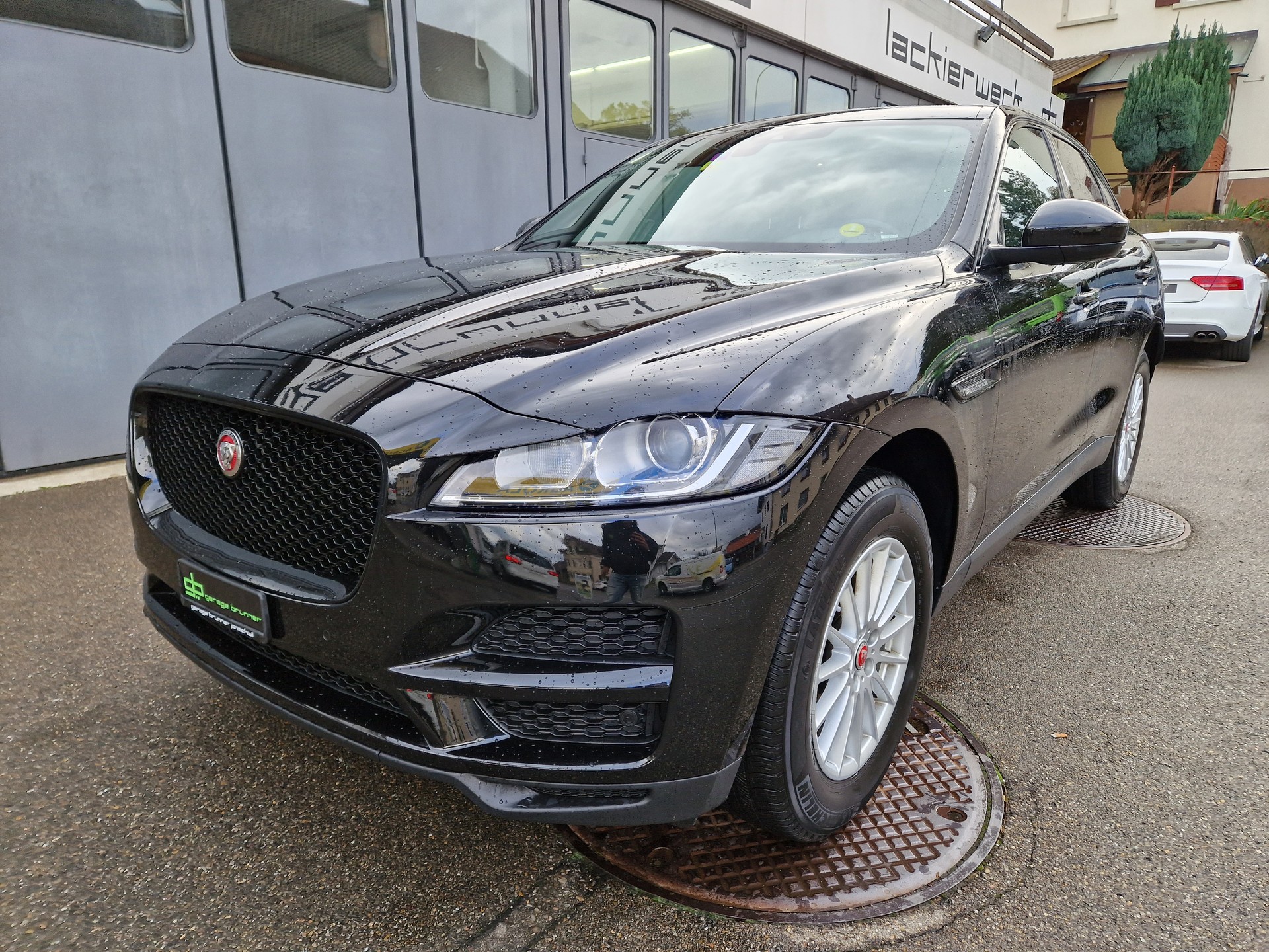 JAGUAR F-Pace E-Perf. 2.0d Prestige-image-5