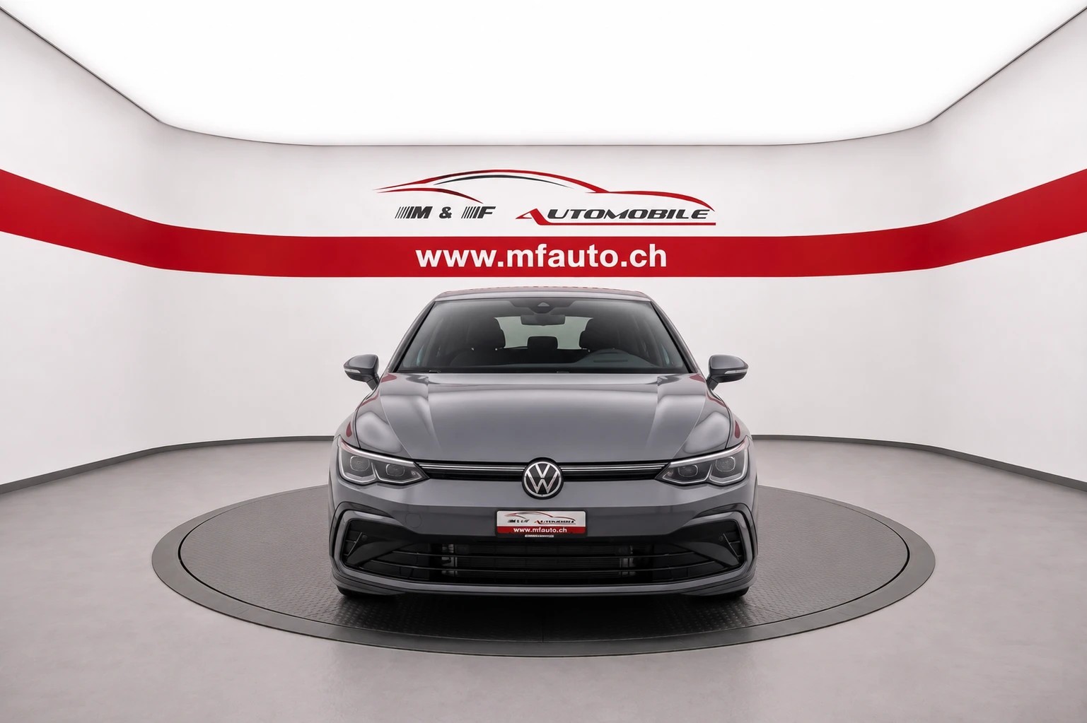 VW Golf VIII 1.5 eTSI Life DSG CH FAHRZEUG-image-1