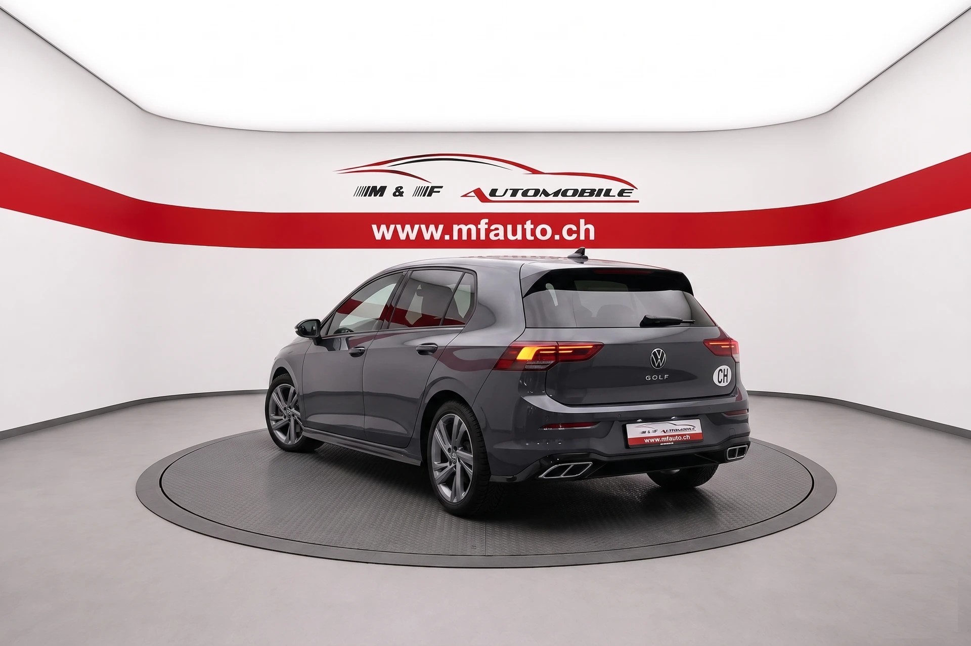 VW Golf VIII 1.5 eTSI Life DSG CH FAHRZEUG-image-3