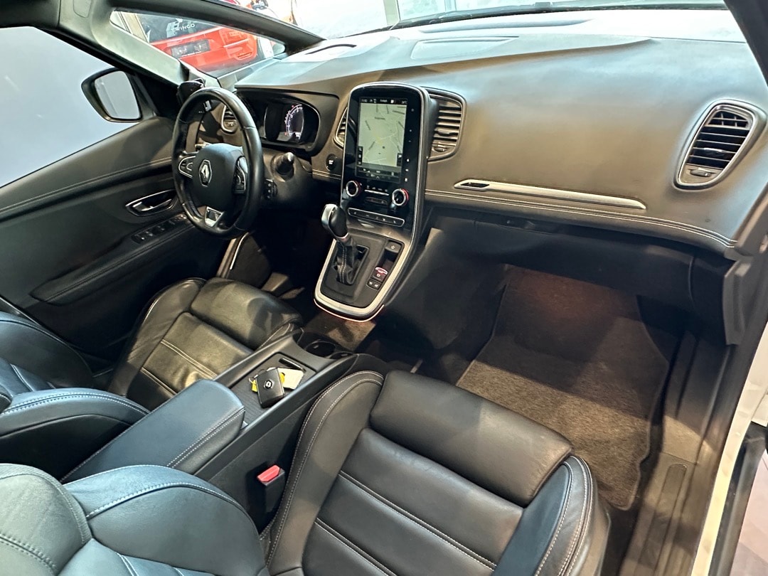 RENAULT Grand Scénic 1.3 16V Turbo Executive EDC-image-14
