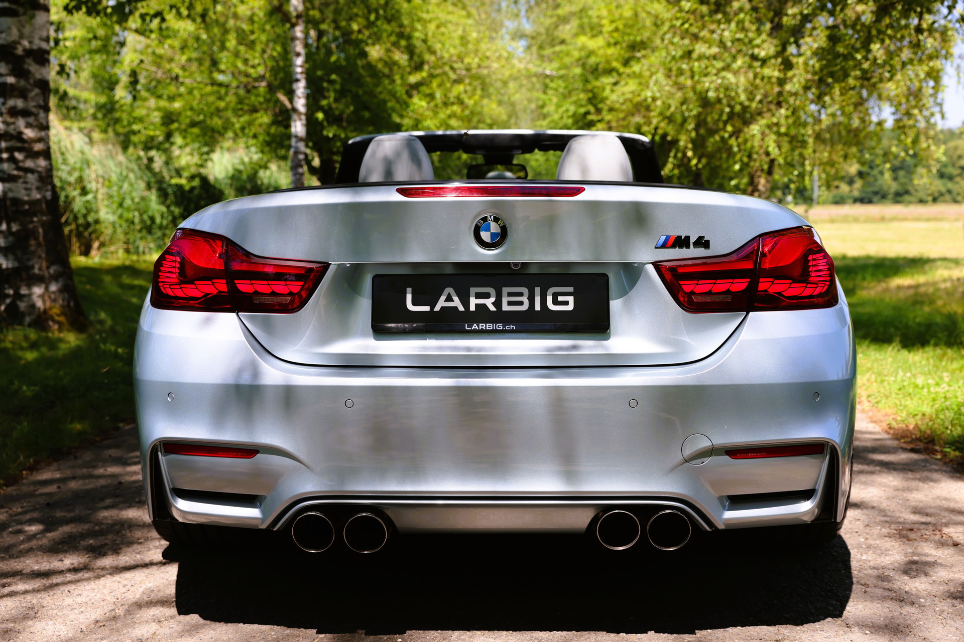 BMW M4 Cabriolet DKG *Silverstone Metallic*-image-4