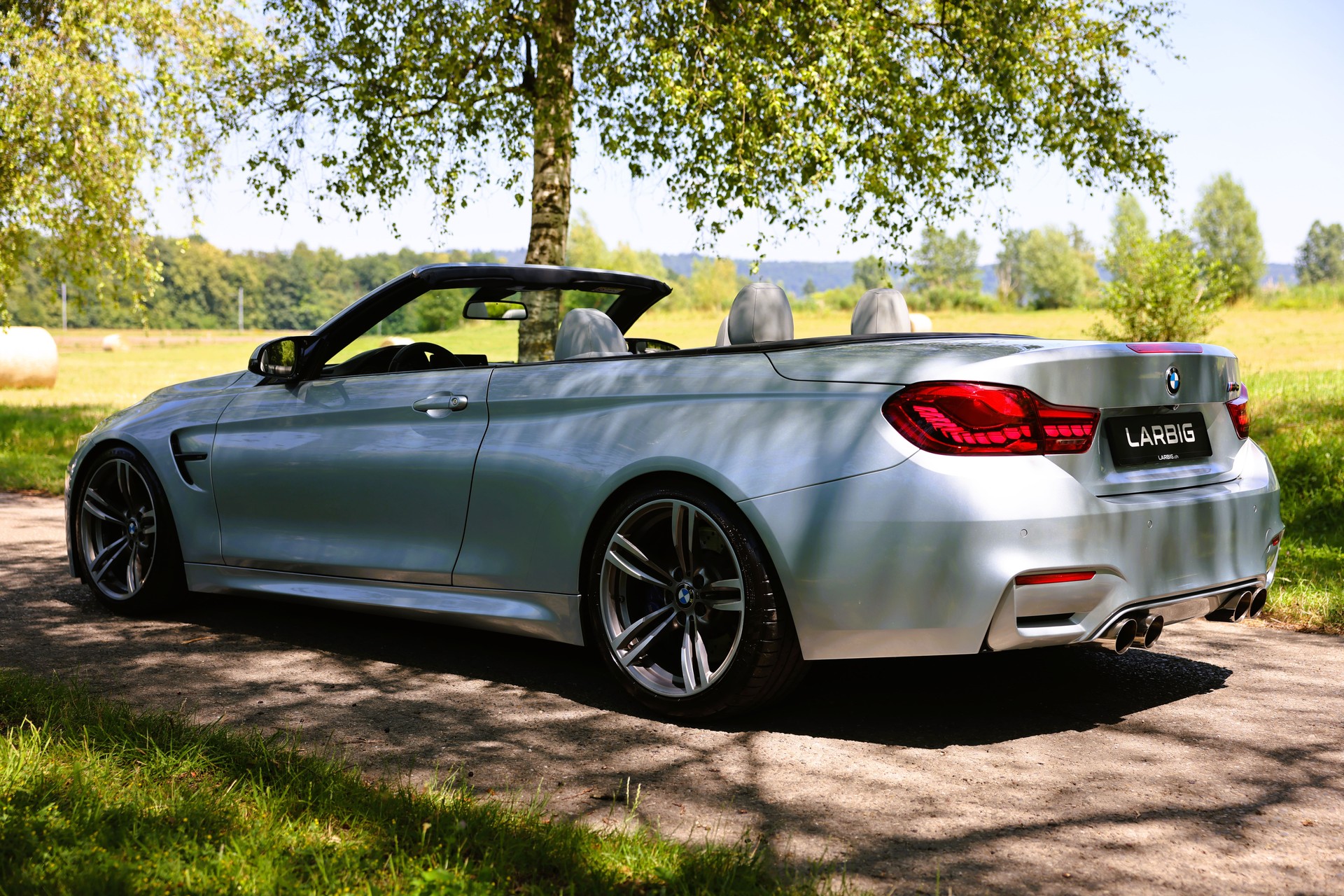 BMW M4 Cabriolet DKG *Silverstone Metallic*-image-9