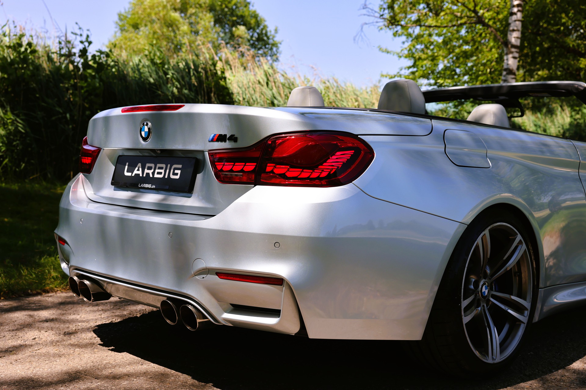BMW M4 Cabriolet DKG *Silverstone Metallic*-image-10