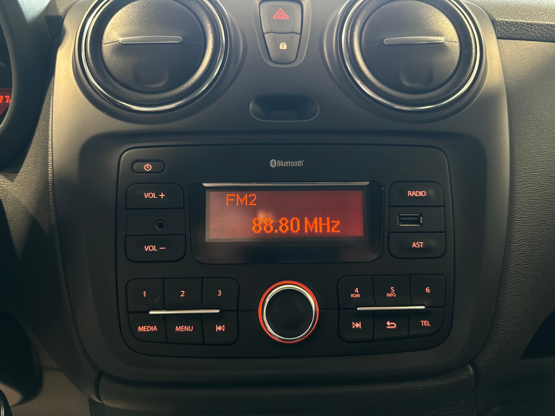 DACIA Lodgy 1.6 Essential 7PL-image-19