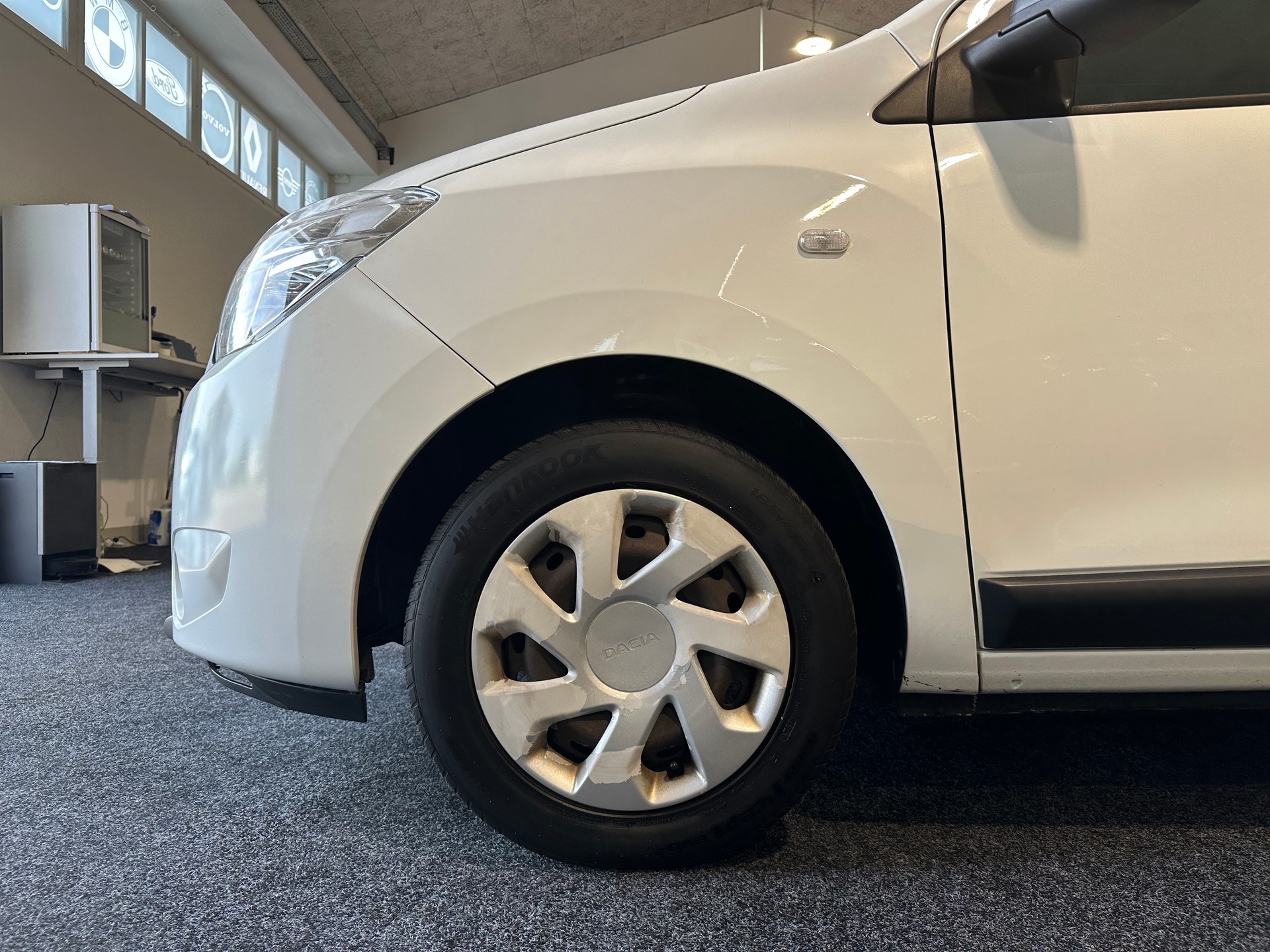 DACIA Lodgy 1.6 Essential 7PL-image-3
