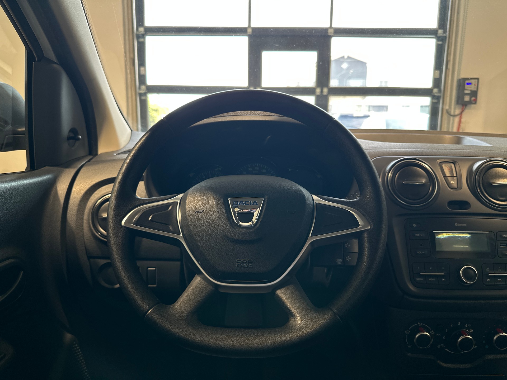 DACIA Lodgy 1.6 Essential 7PL-image-21