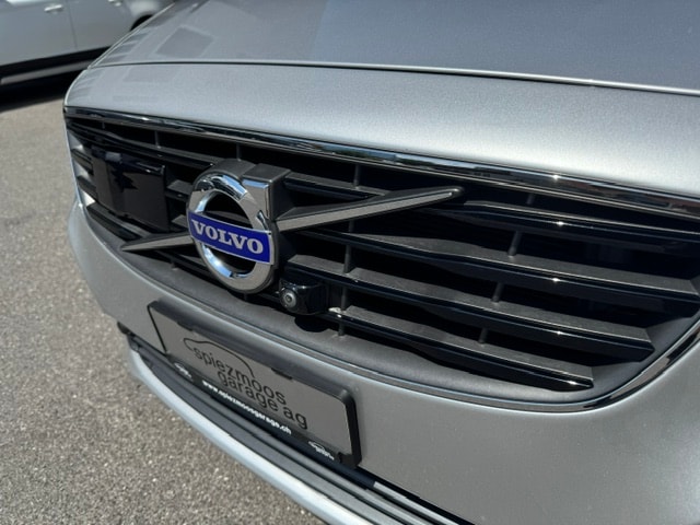 VOLVO V70 2.4 D4 AWD Dynamic Edition-image-7