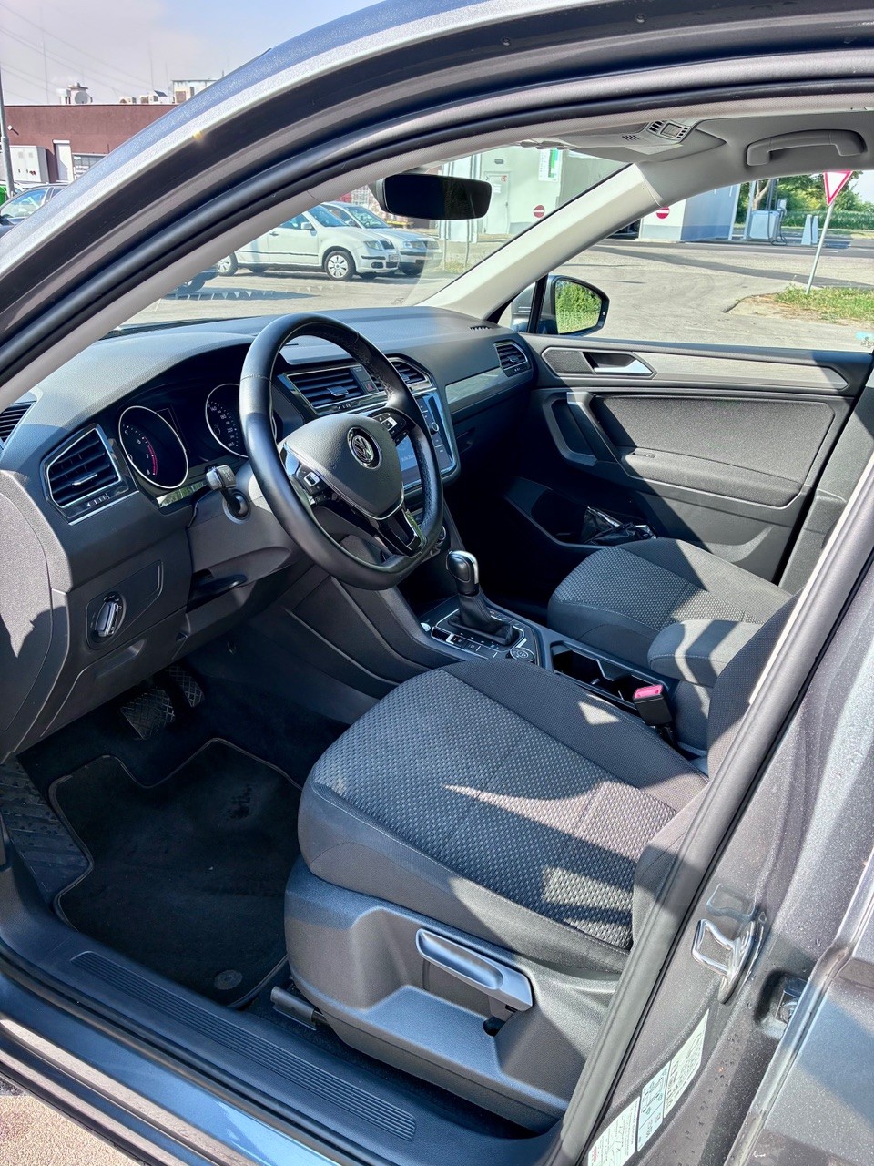 VW 2.0 TSI Comfortline DSG Allspace-image-5