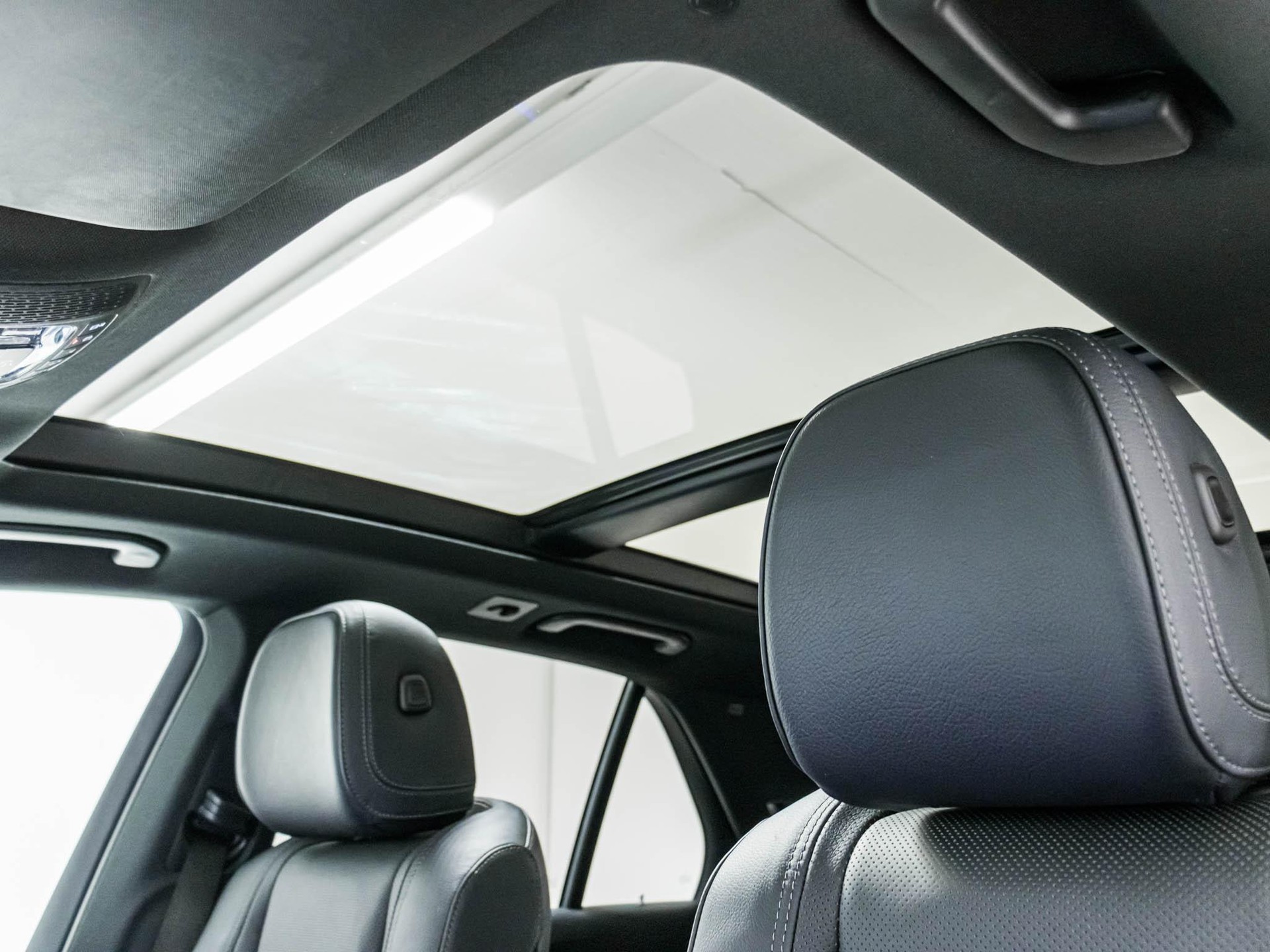 MERCEDES-BENZ GLE 400 d 4MATIC-image-8