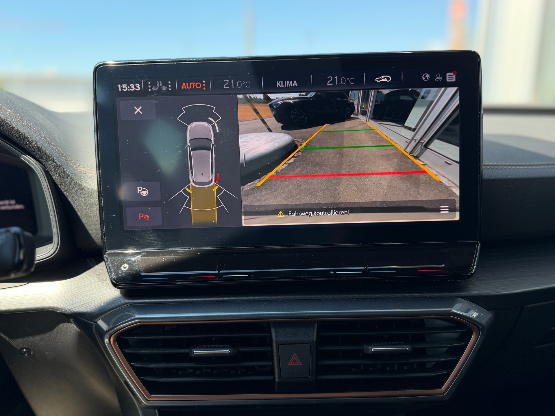 CUPRA LEON VZ 2.0 TSI DSG-image-18