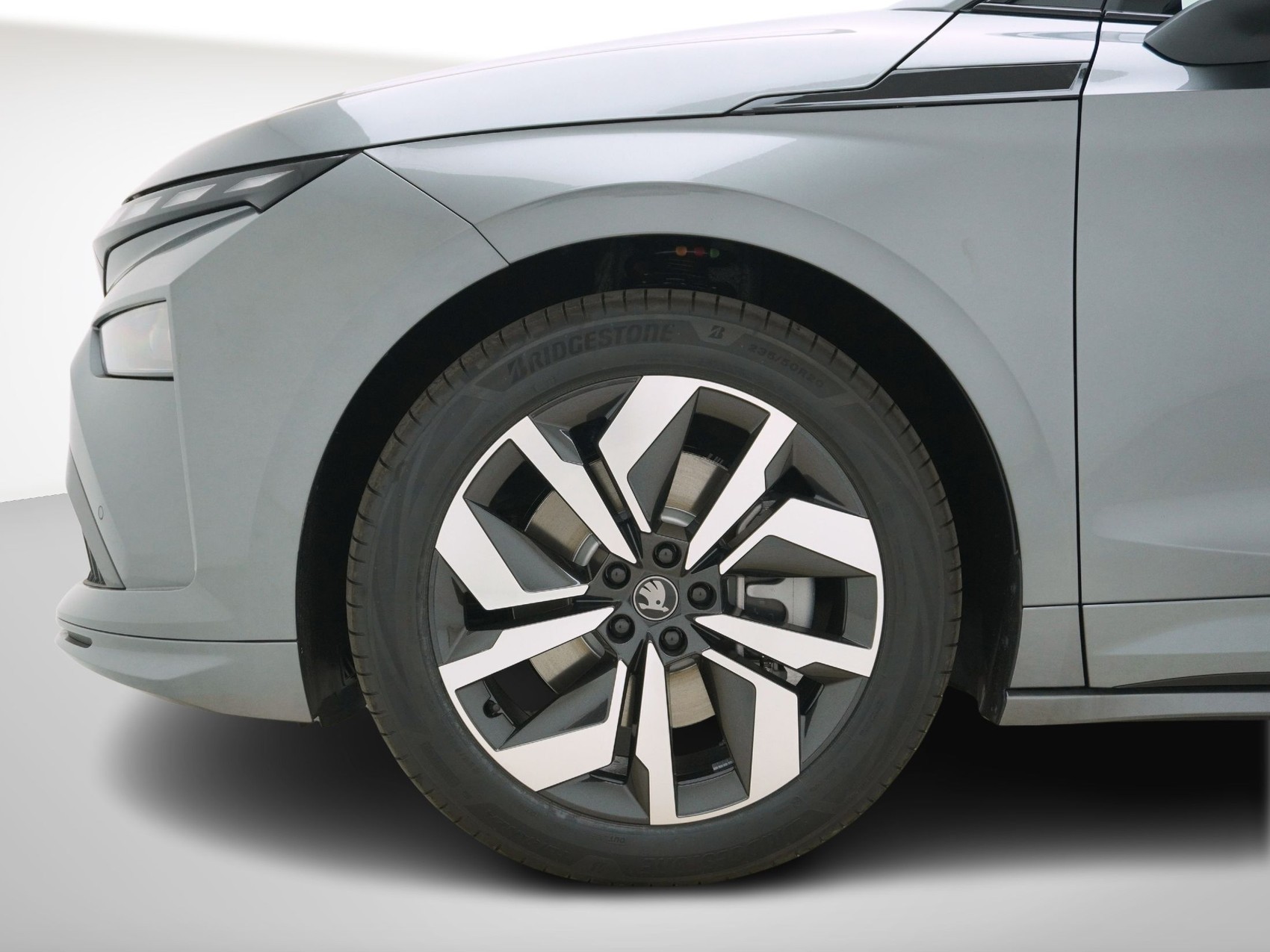 SKODA Enyaq iV 85x SportLine-image-9