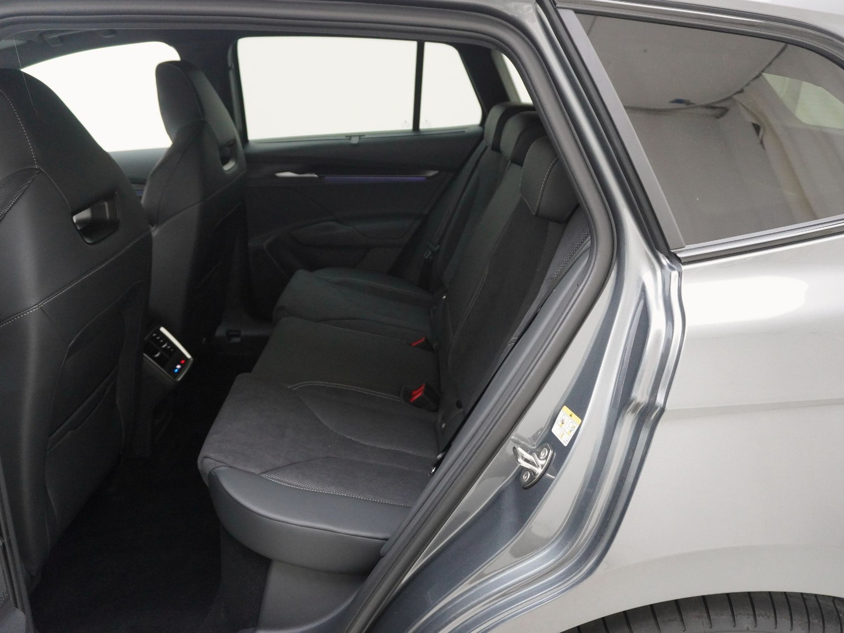 SKODA Enyaq iV 85x SportLine-image-14