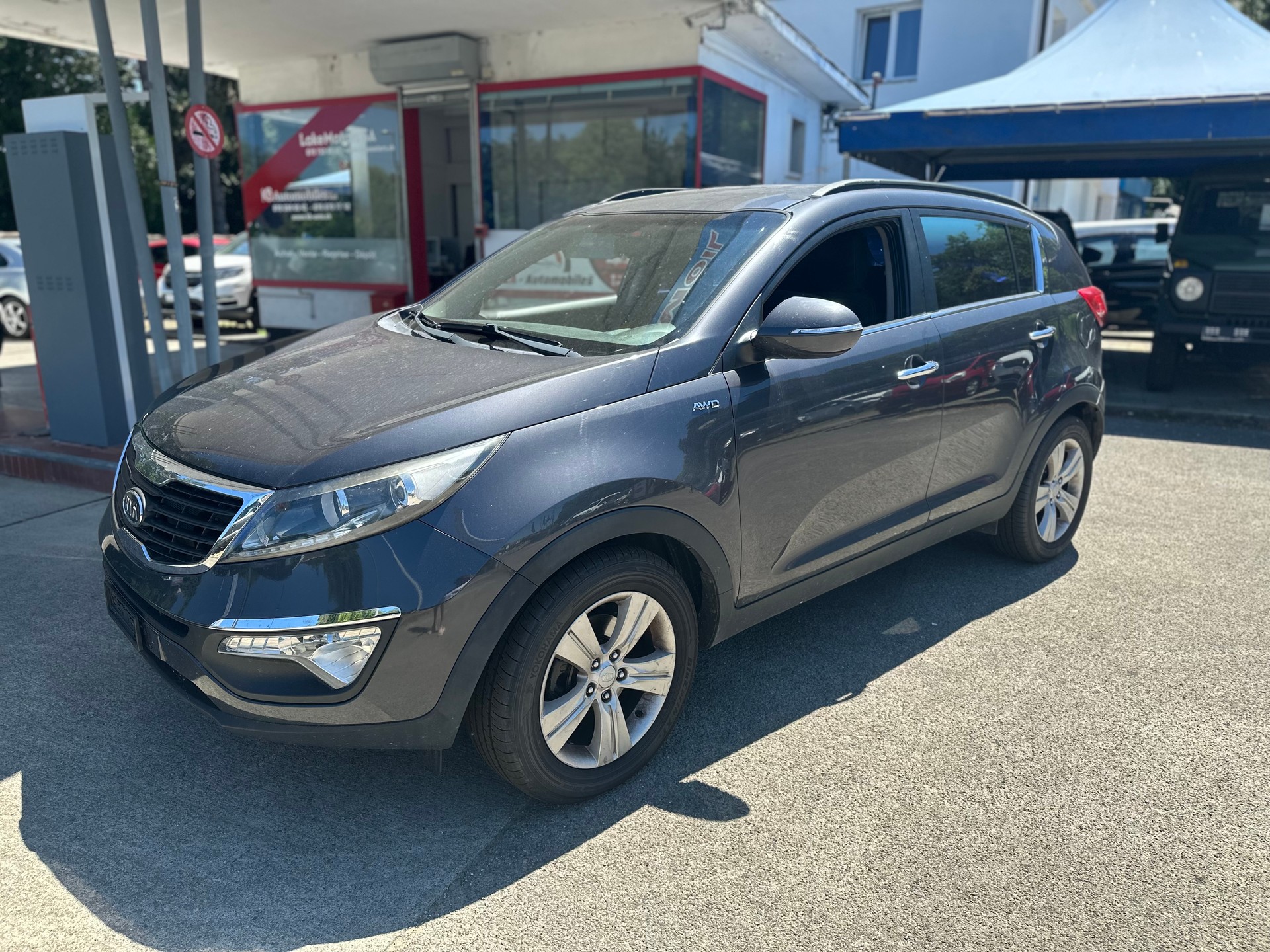 KIA Sportage 2.0 CRDi Style 4WD Automatic-image-7
