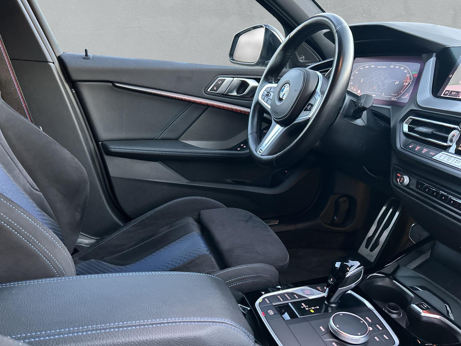 BMW M135i xDrive (CH)-image-13
