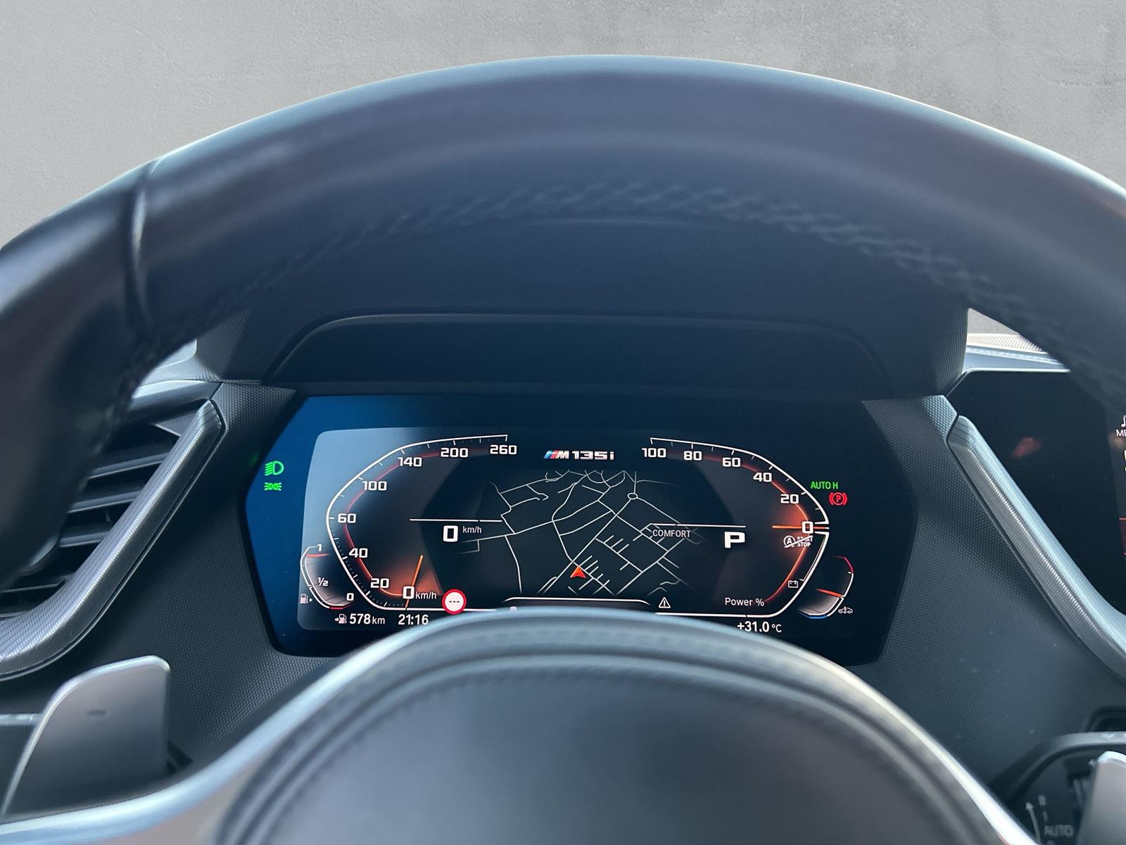 BMW M135i xDrive (CH)-image-23