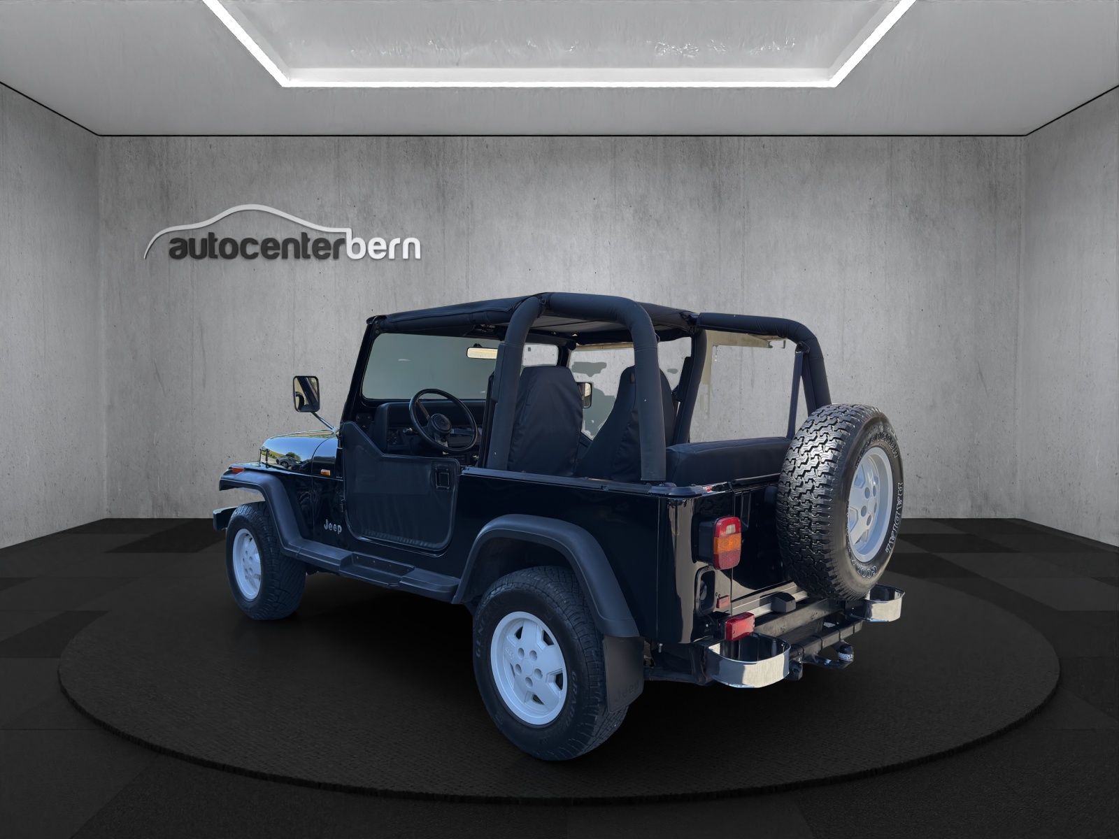 JEEP Wrangler 4.0 Sahara-image-4