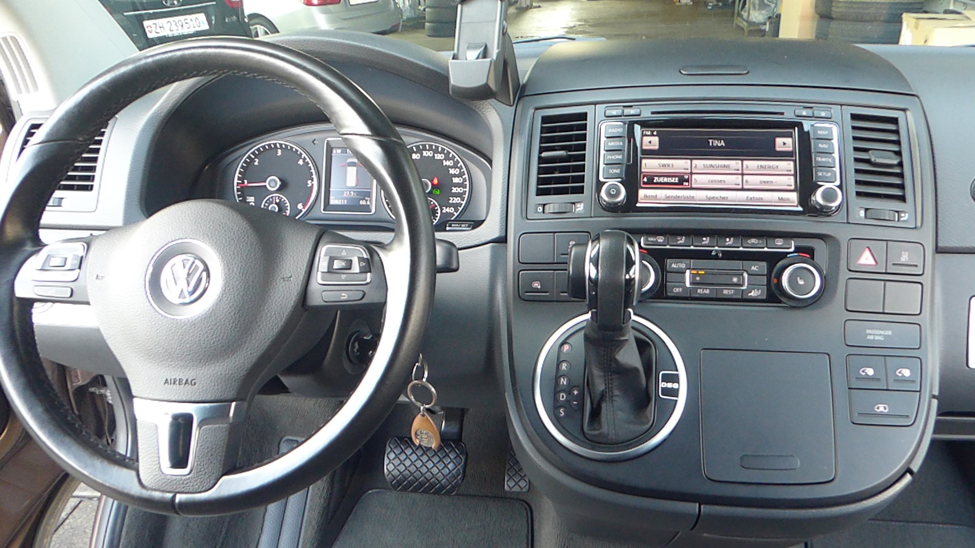 VW T5 Multivan 2.0 Bi-TDI CR Highline DSG-image-12