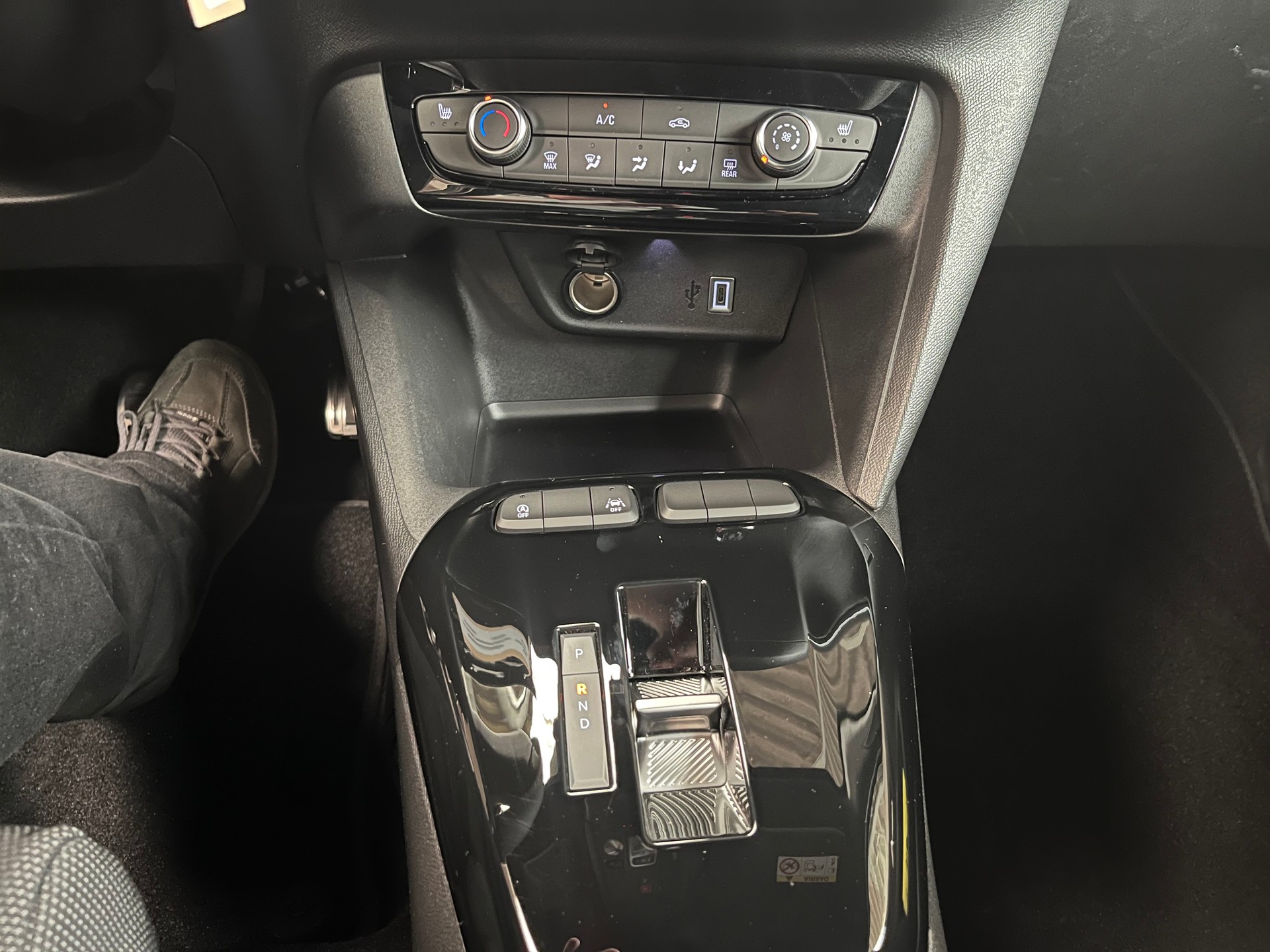 OPEL Corsa 1.2 MHEV Viva-image-5