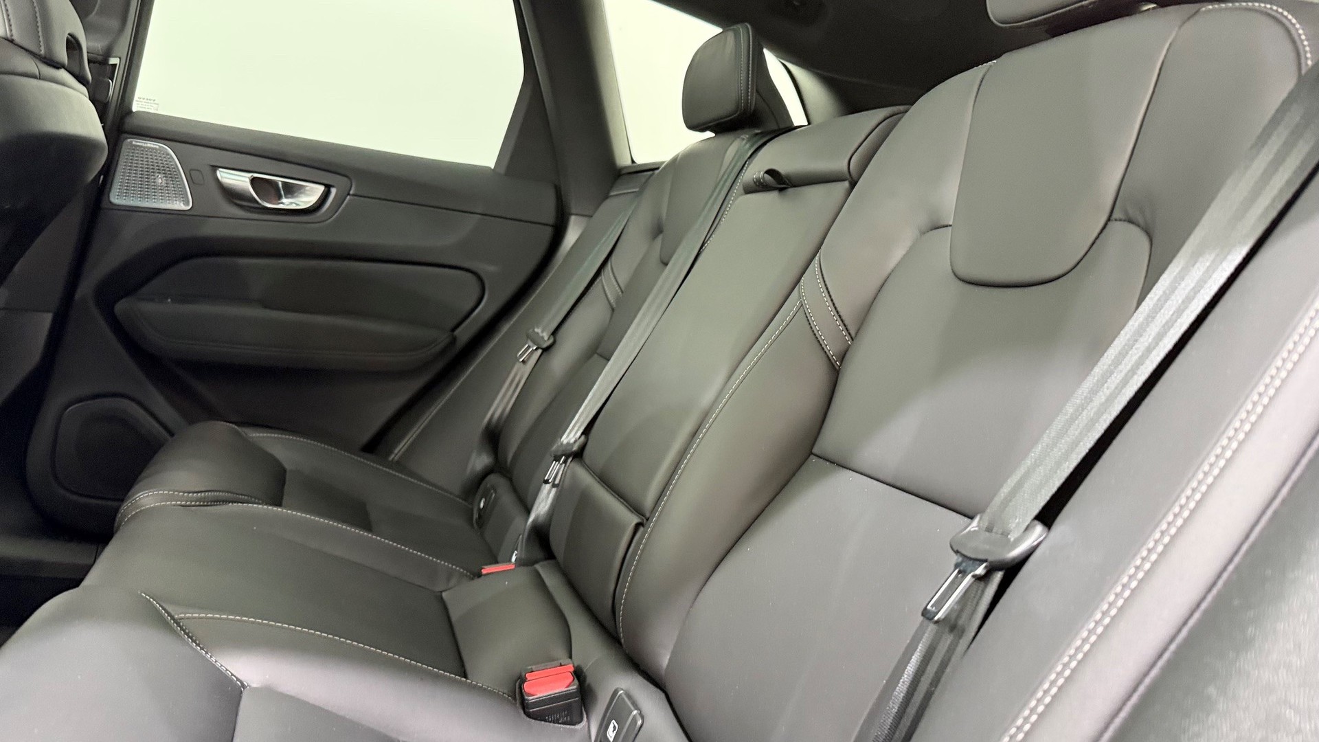 VOLVO XC60 2.0 T6 TE Black Edition e-image-6