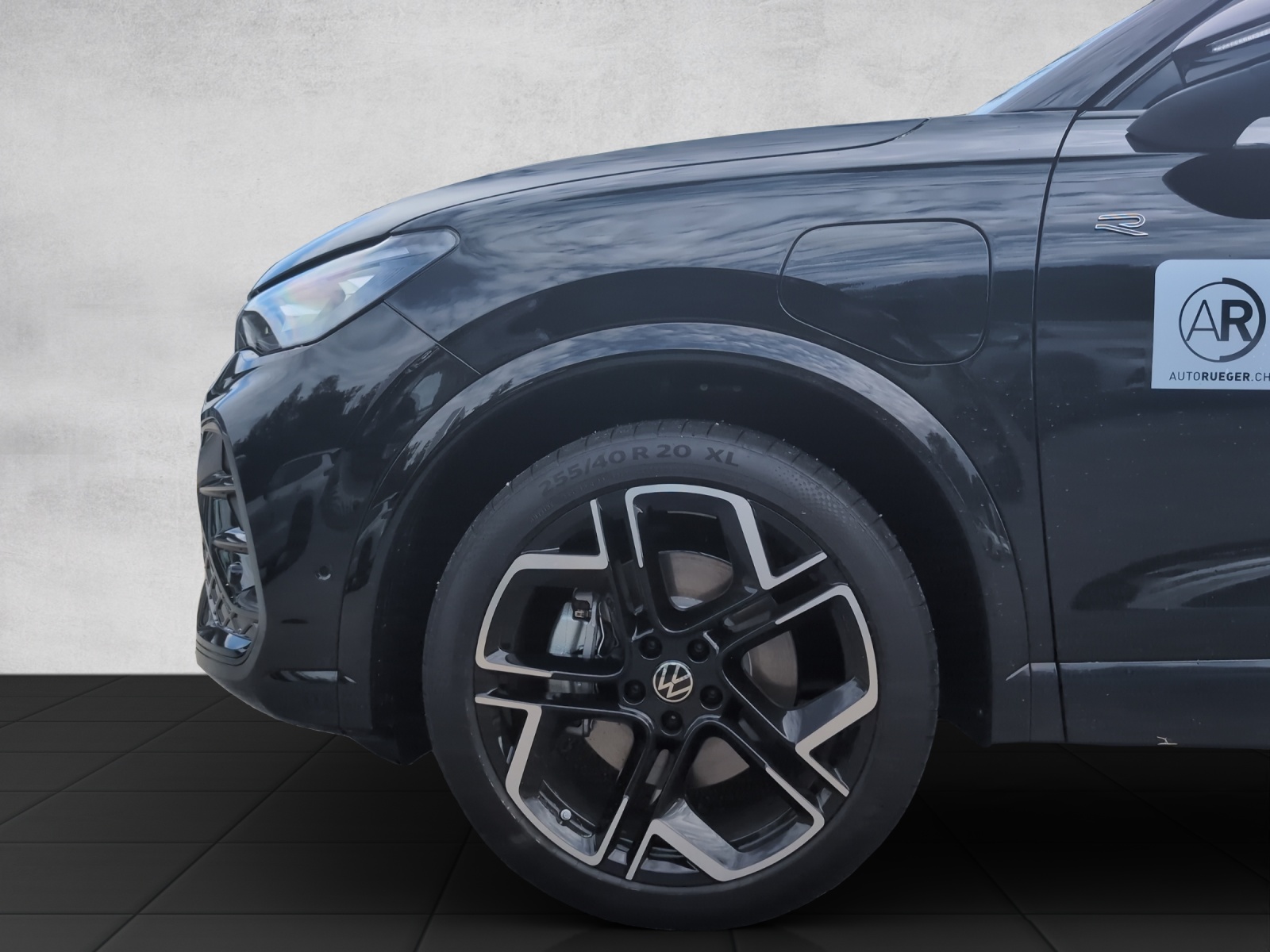 VW Tiguan 1.5 TSI evo2 eHybrid R-Line DSG-image-14