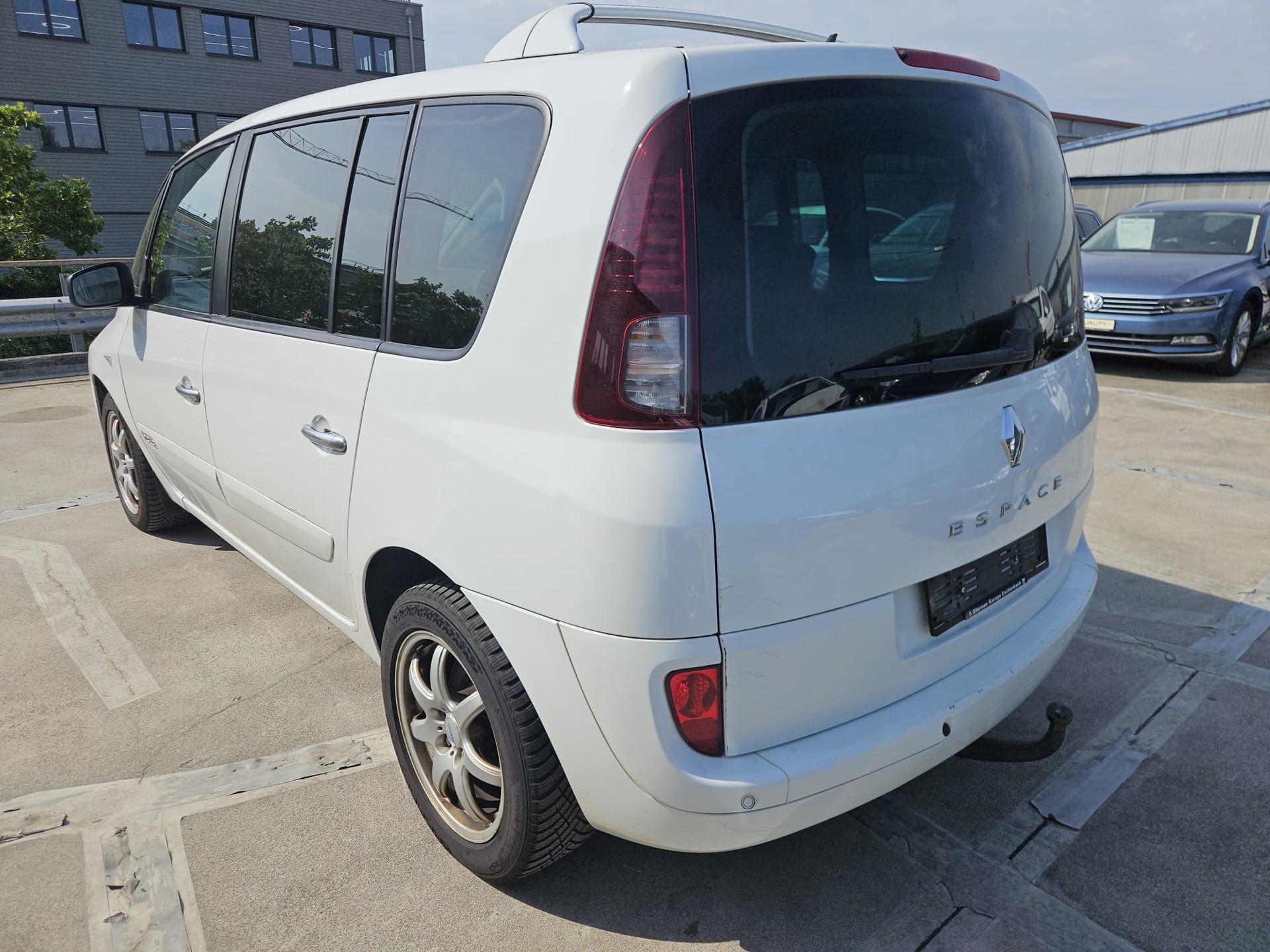 RENAULT Espace 2.0 dCi Dynamique Automatic-image-2