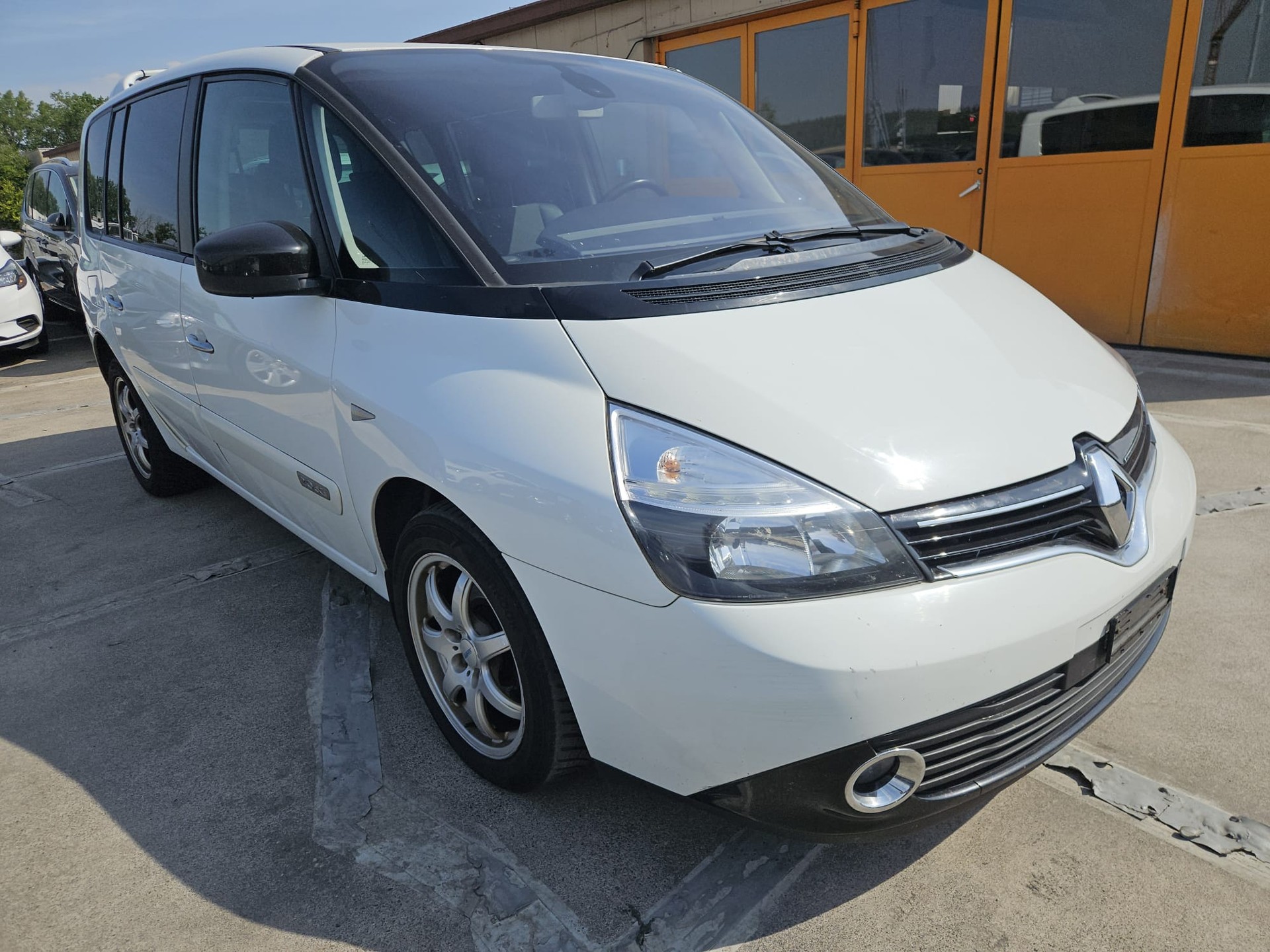 RENAULT Espace 2.0 dCi Dynamique Automatic-image-5
