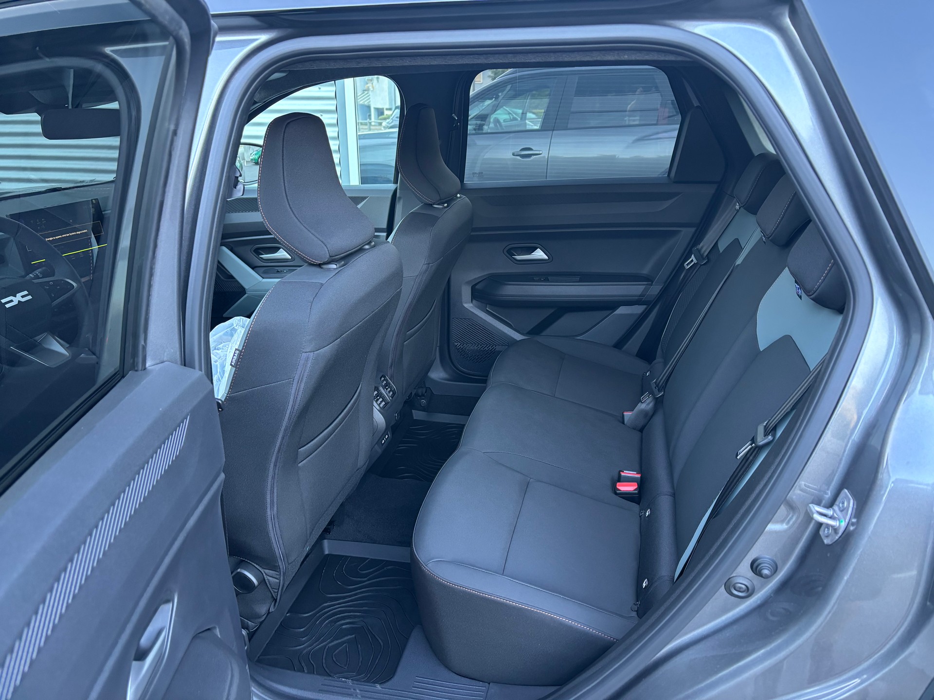 DACIA Bigster Extreme Hybrid 150 4x4-image-7
