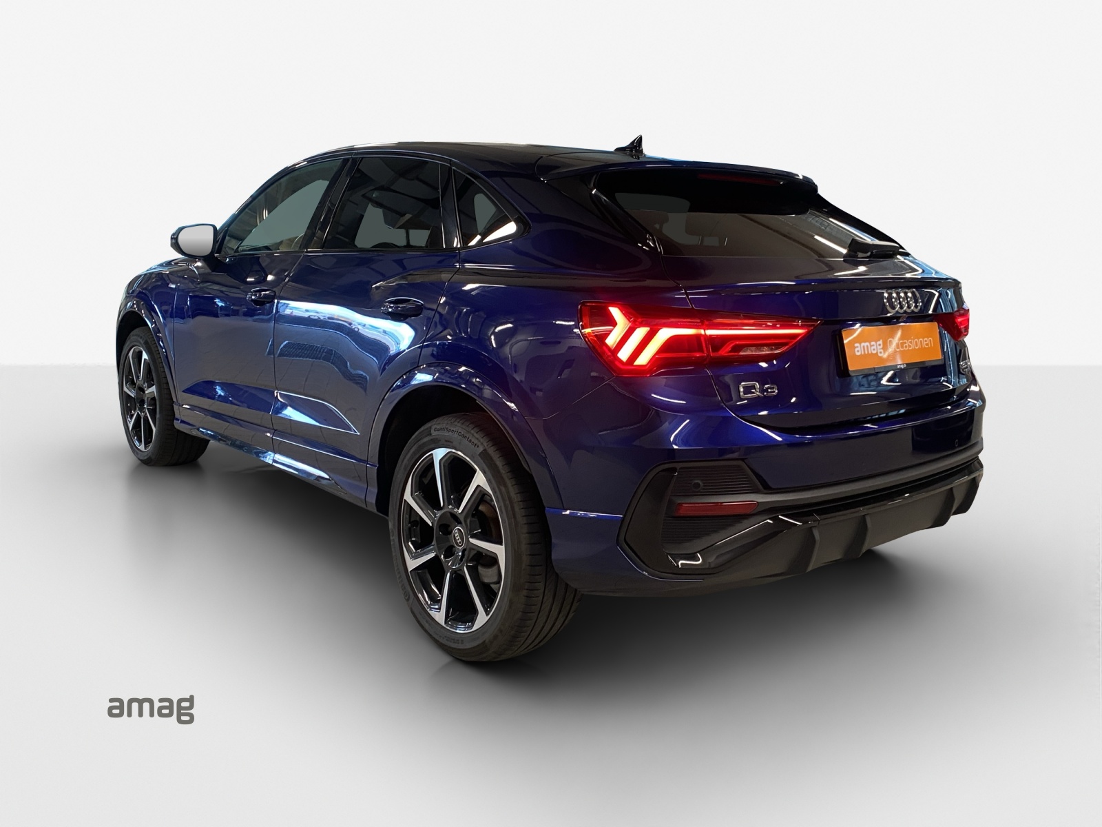 AUDI Q3 Sportback 35 TDI S line Attraction quattro S-tronic-image-2