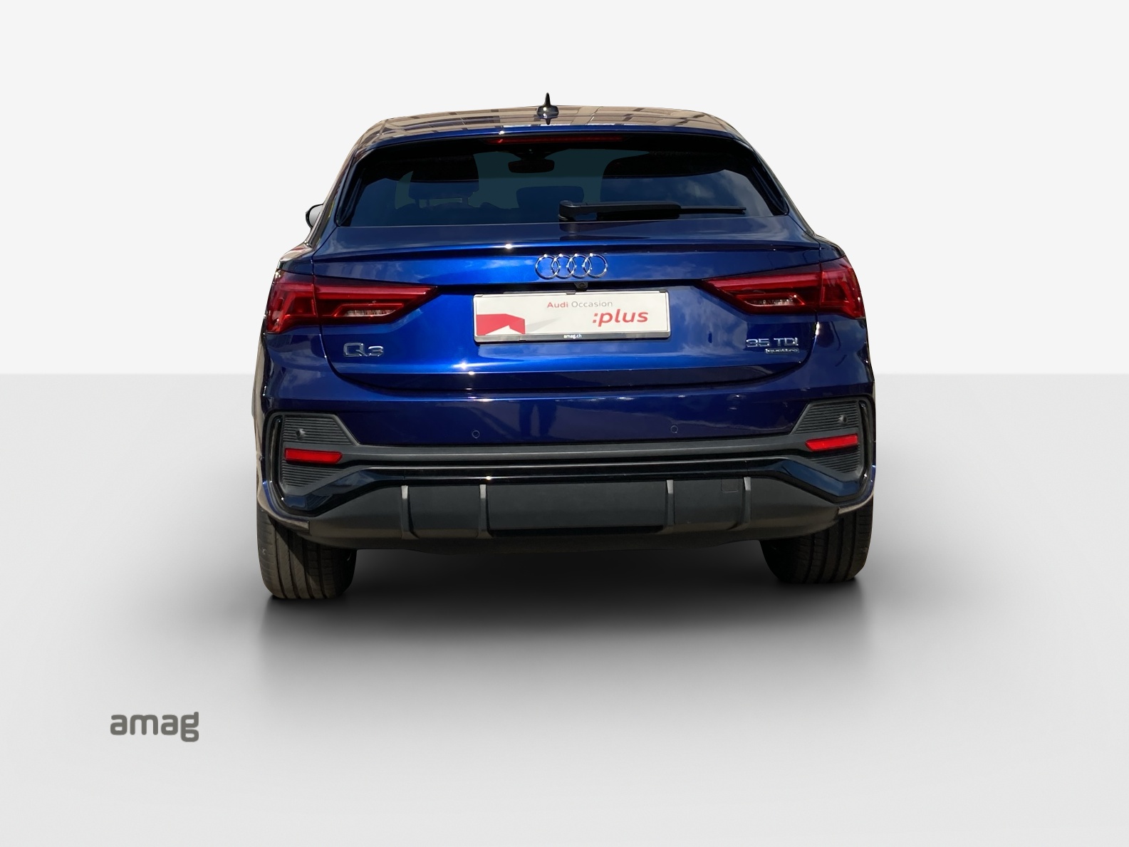 AUDI Q3 Sportback 35 TDI S line Attraction quattro S-tronic-image-3