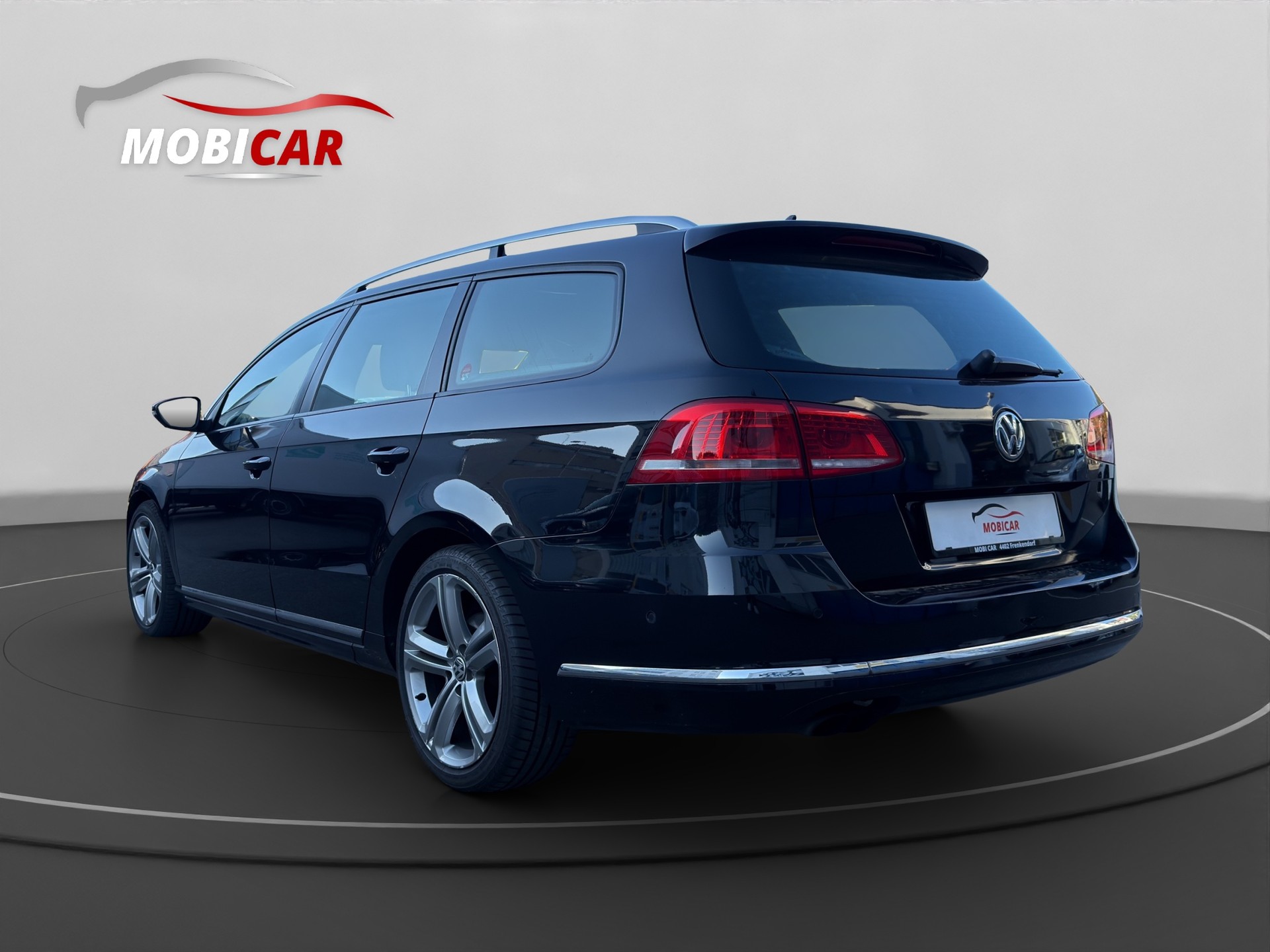 VW Passat Variant 2.0 TSI R-Line DSG-image-2