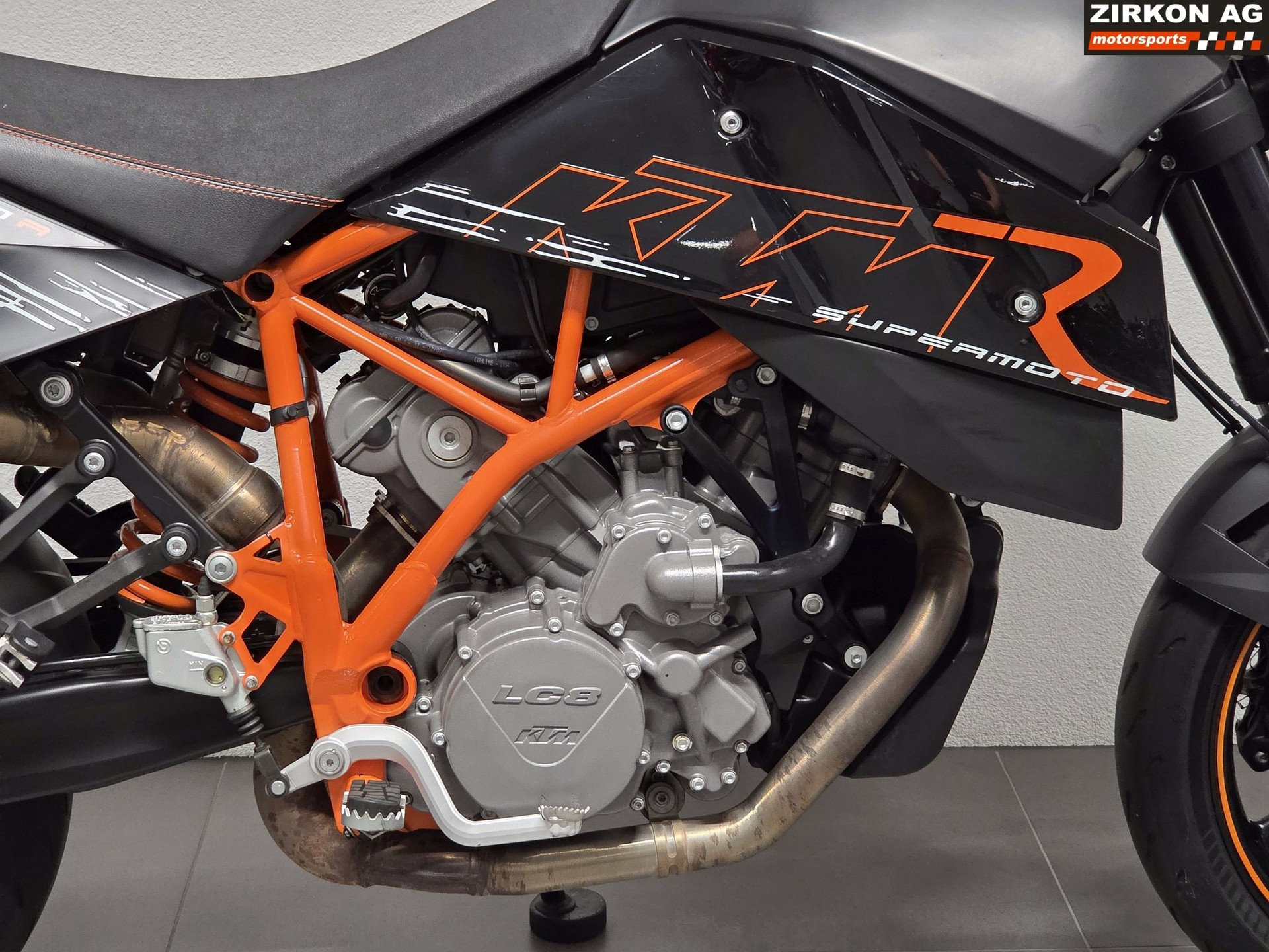 KTM 950 Supermoto R-image-7